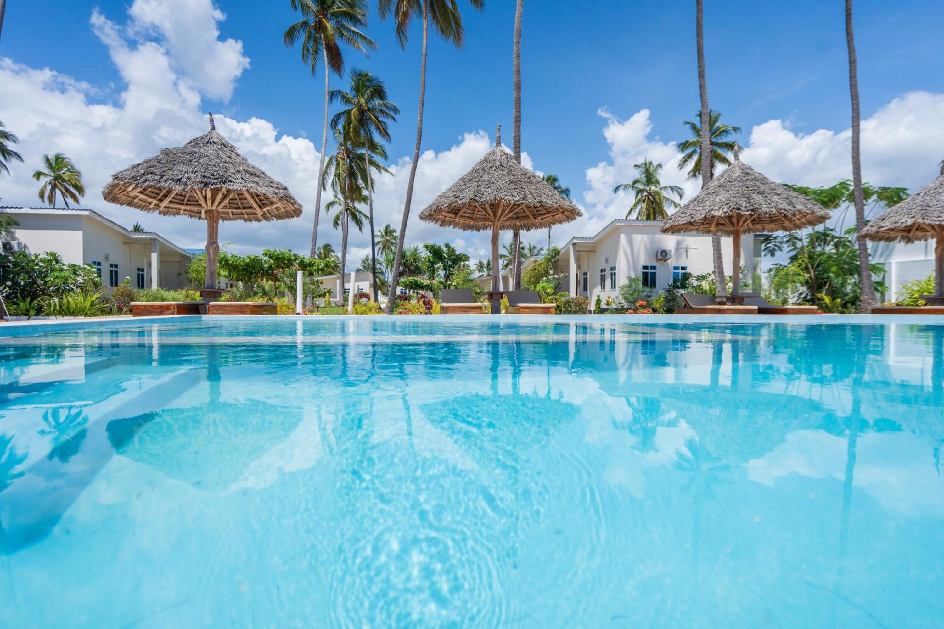 Coconut Breeze Apartments