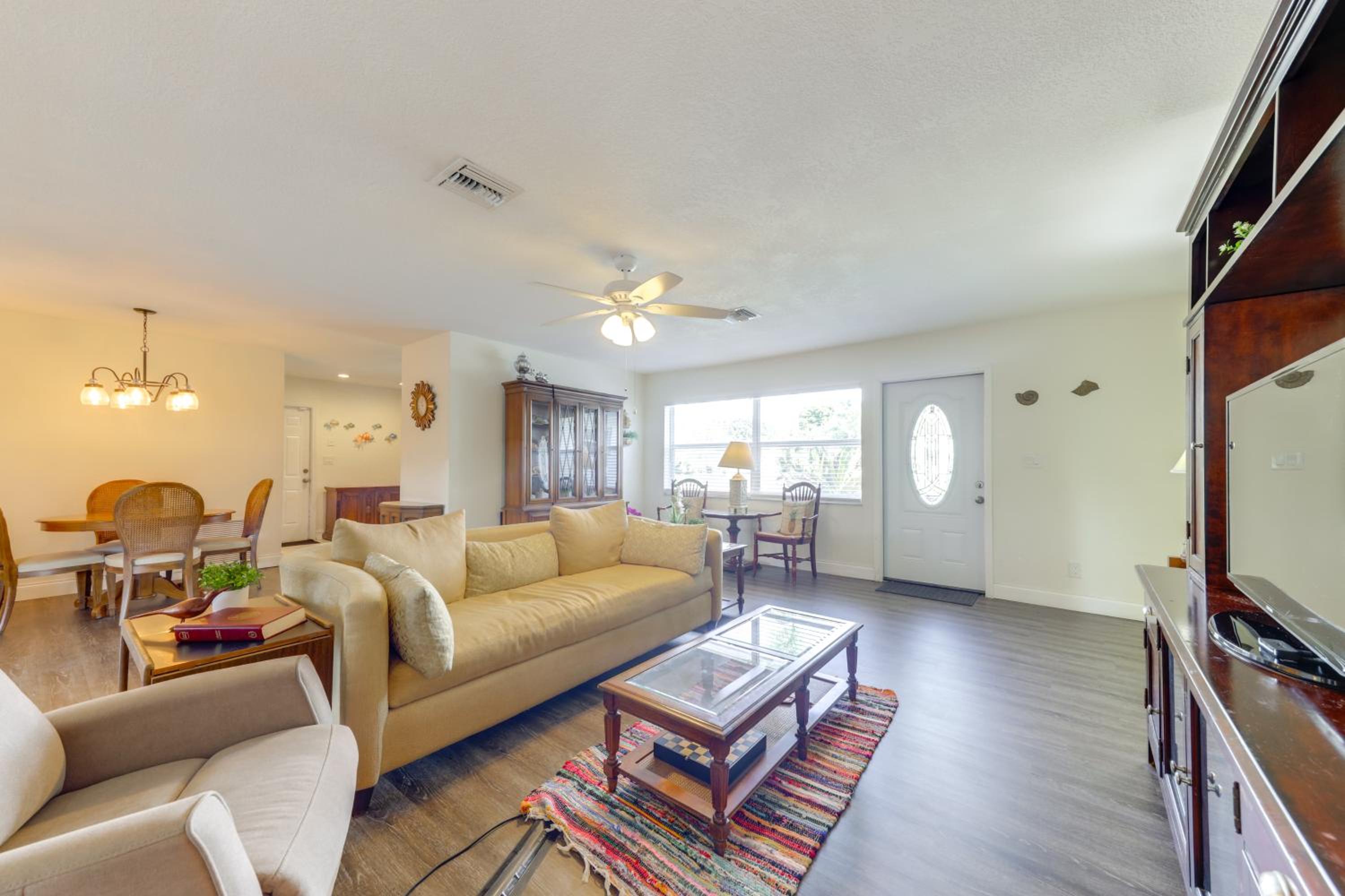 1 Mi to Sand! Deerfield Beach Home with Patio