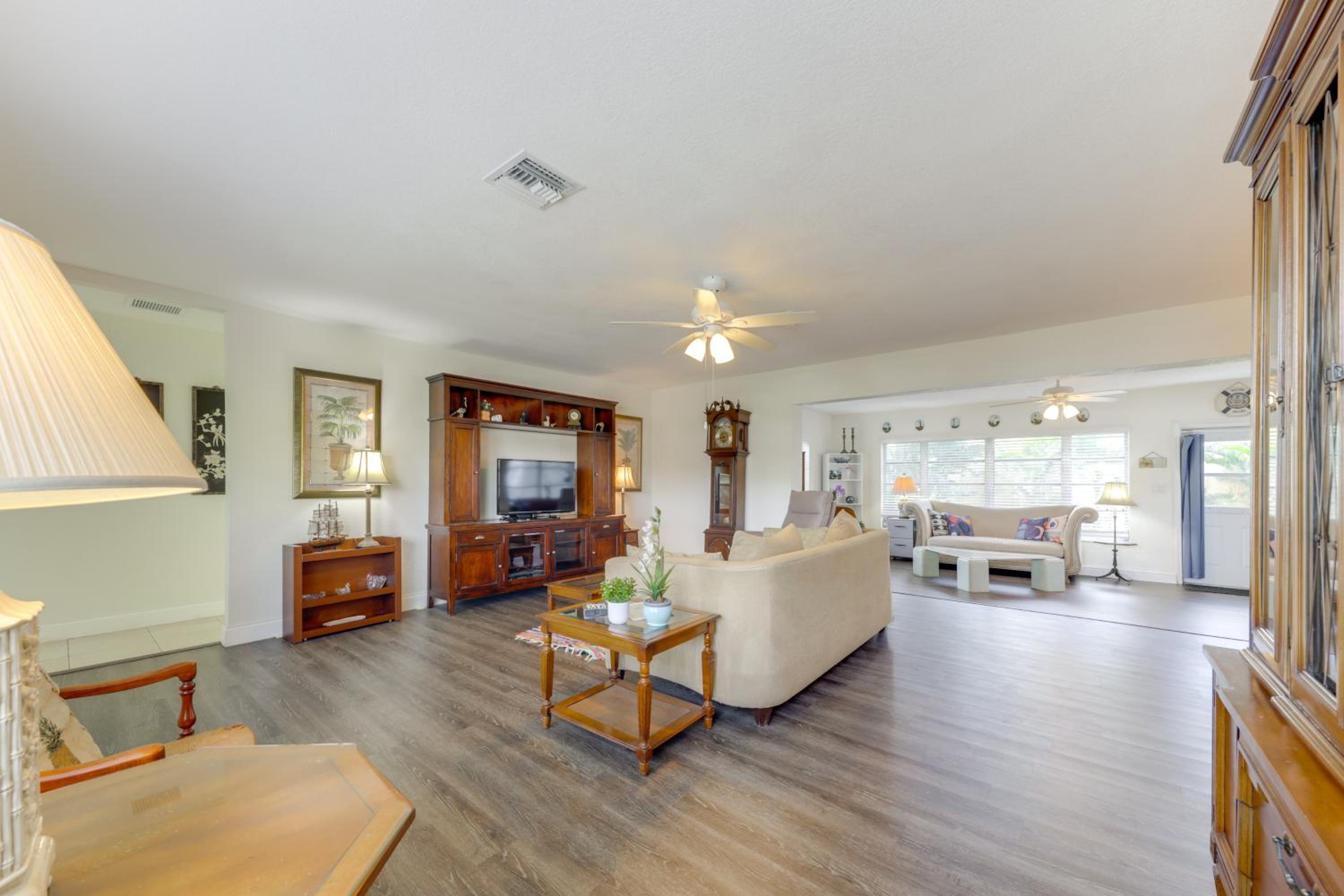 1 Mi to Sand! Deerfield Beach Home with Patio