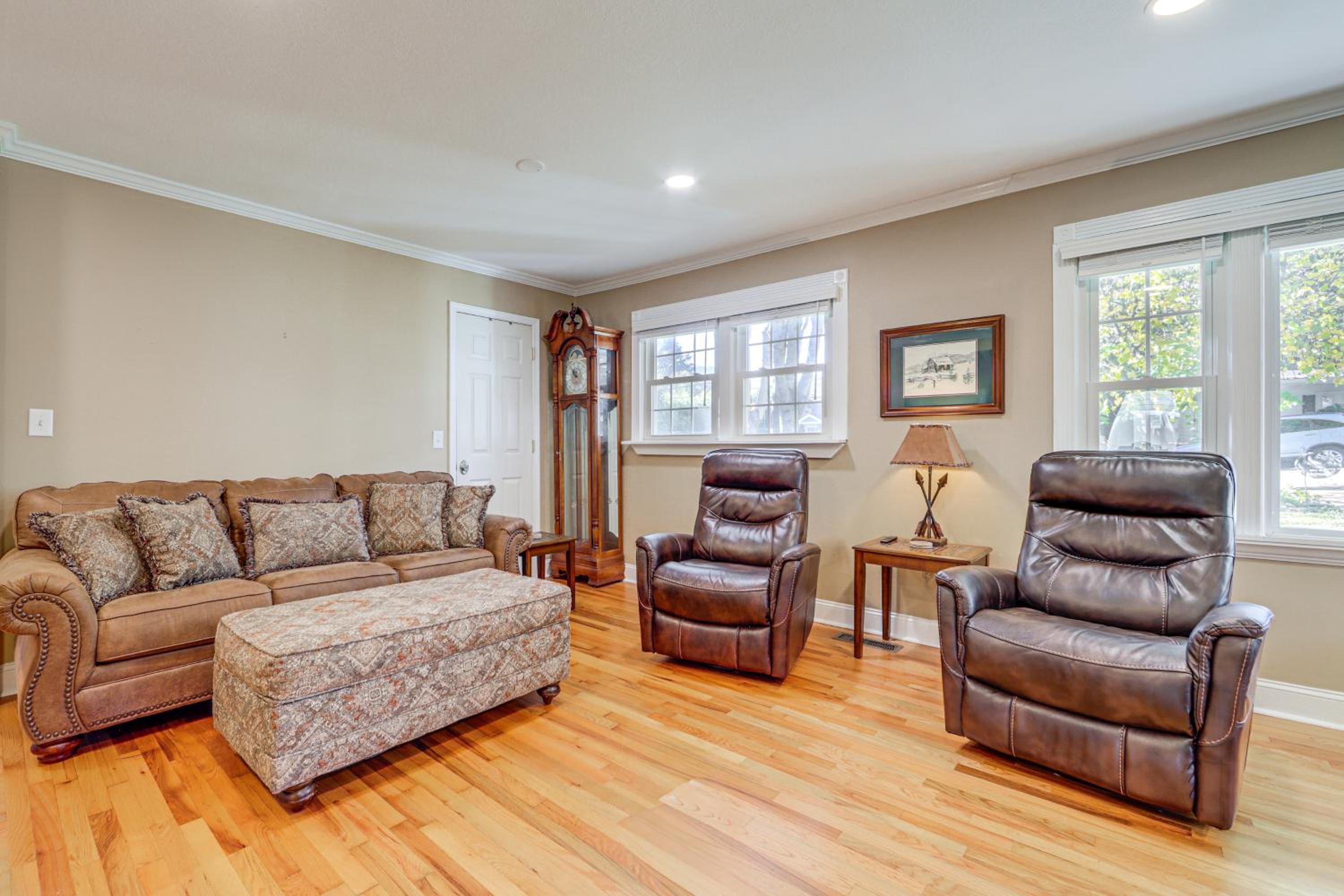 Walk to Frog Level Historic District! Home with Deck