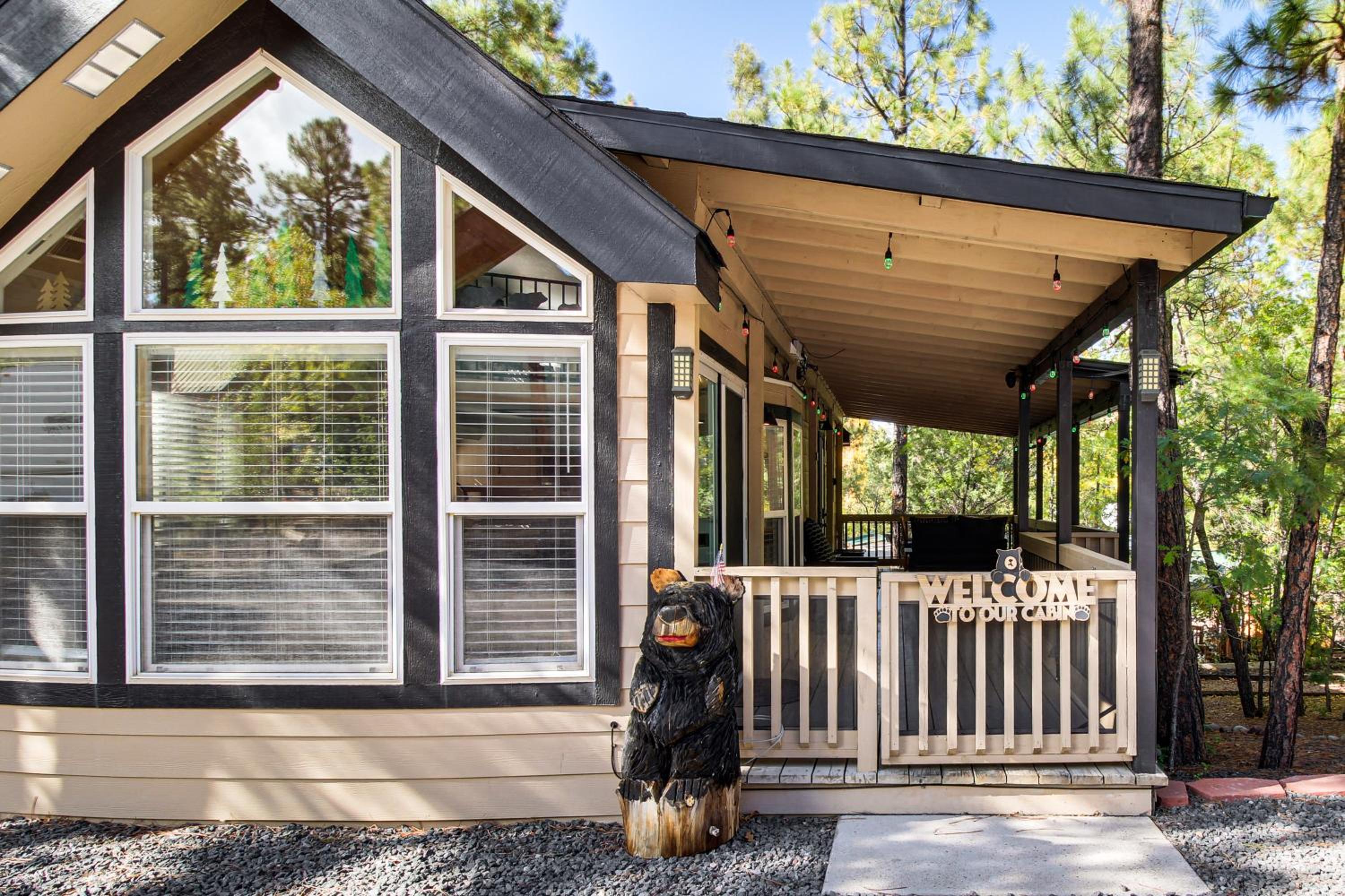 Pet-Friendly Show Low Cabin with Trail Access!