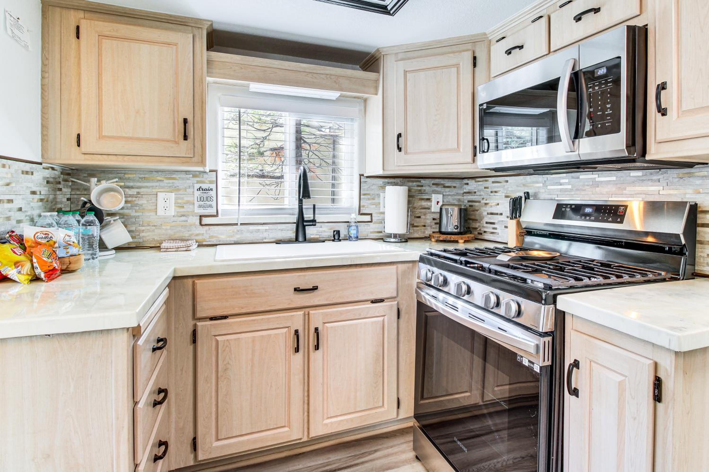 Pet-Friendly Show Low Cabin with Trail Access!