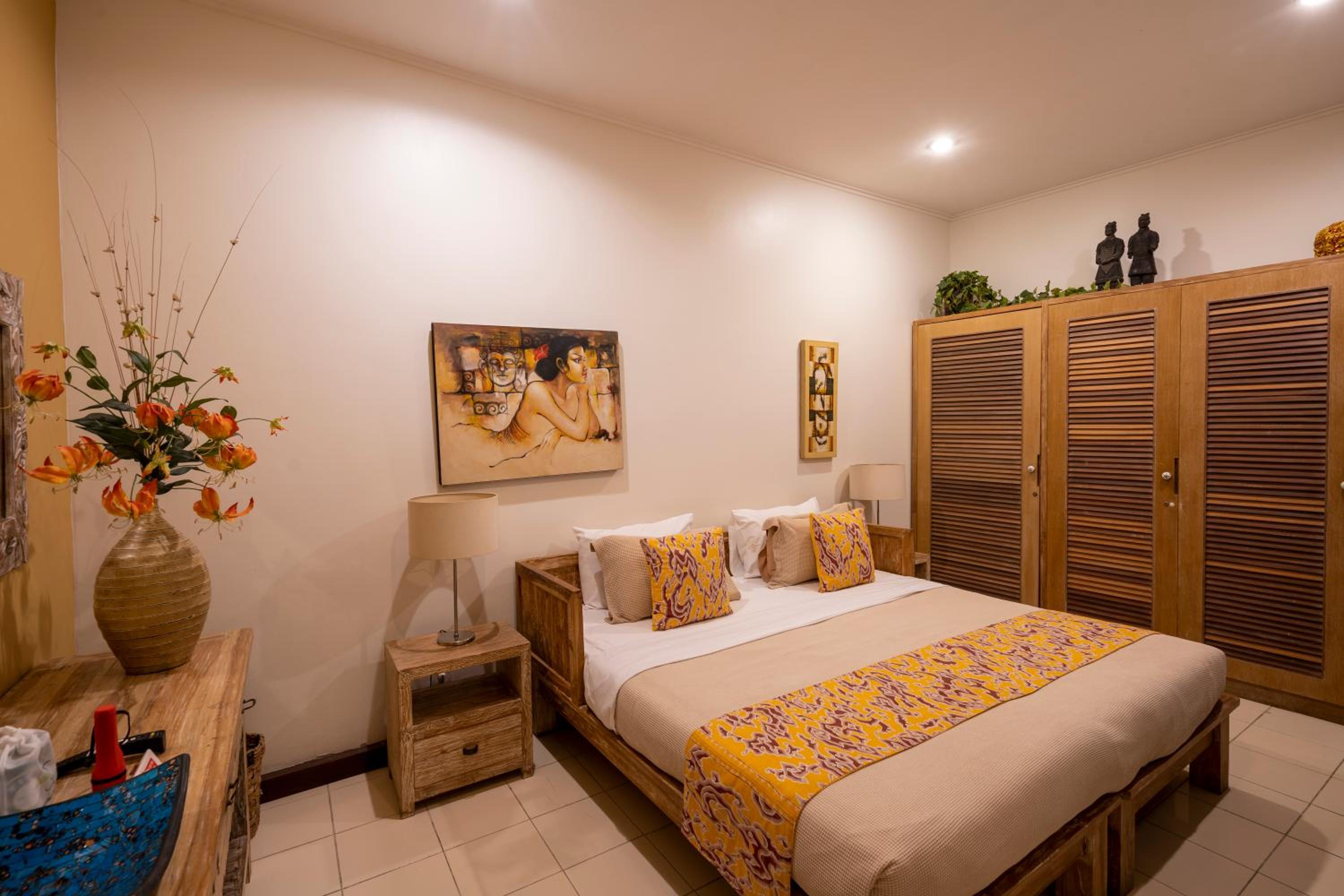 4-Bedroom Villa - Large swimming pool - Ideal place for friends and families