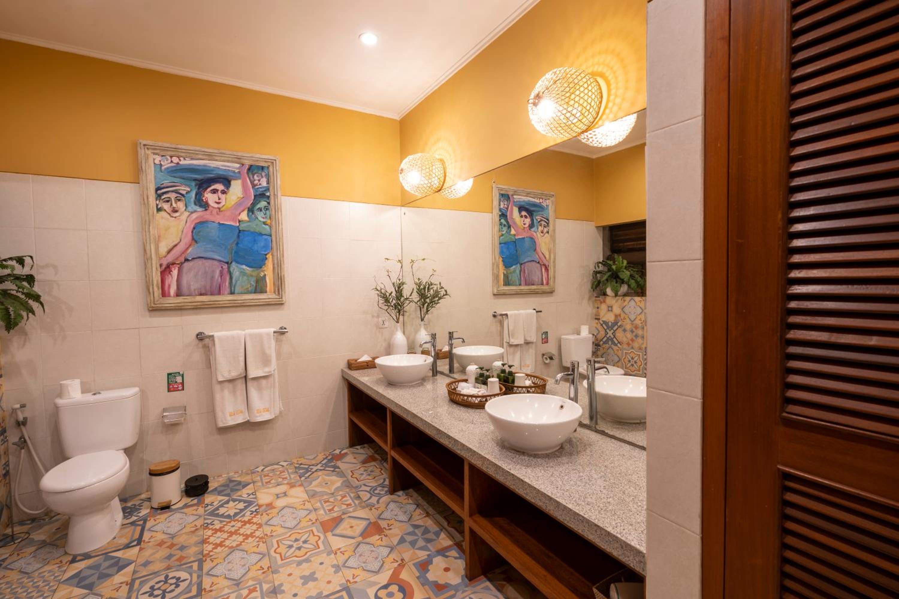 4-Bedroom Villa - Large swimming pool - Ideal place for friends and families
