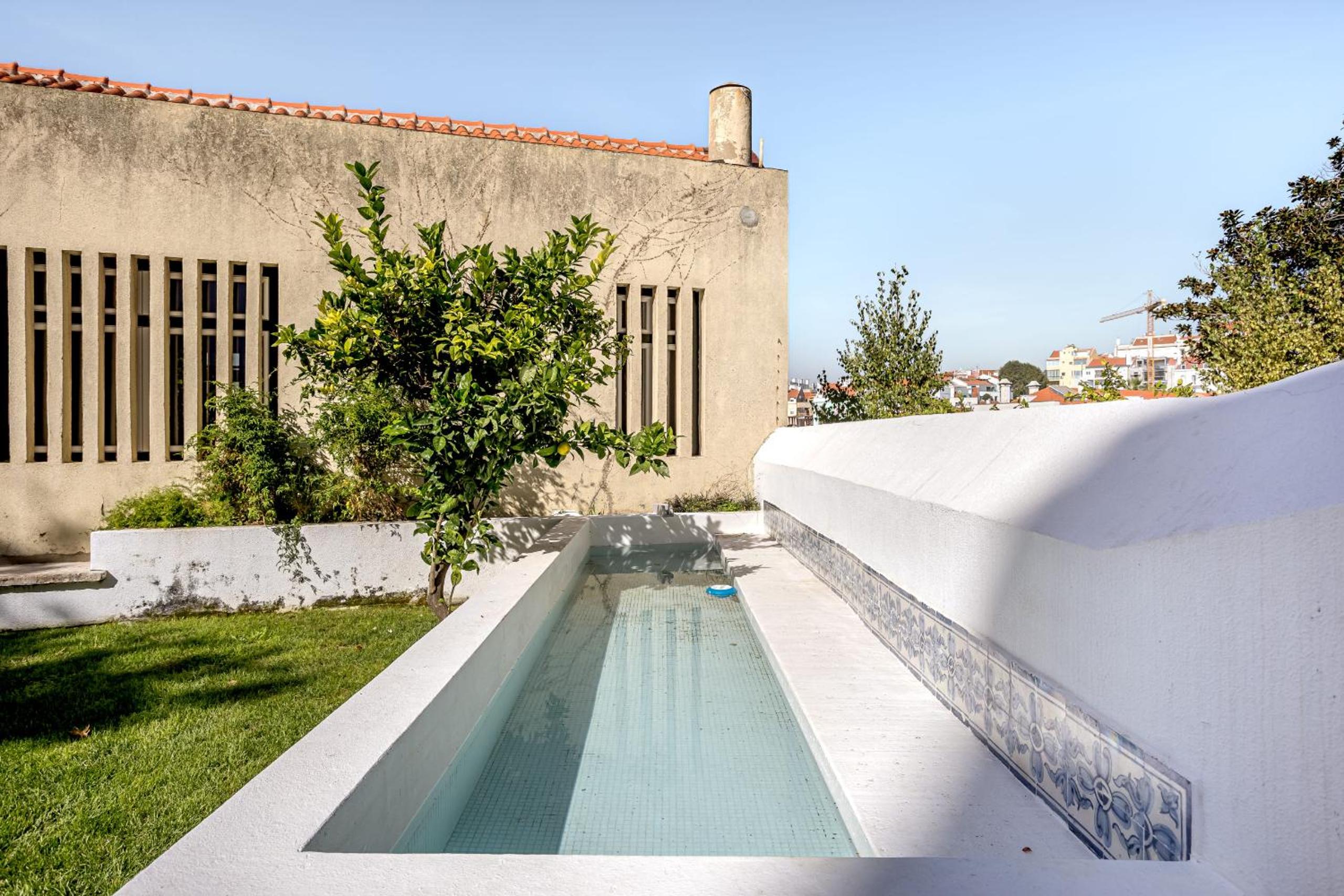 Bairro Alto Garden by Homing