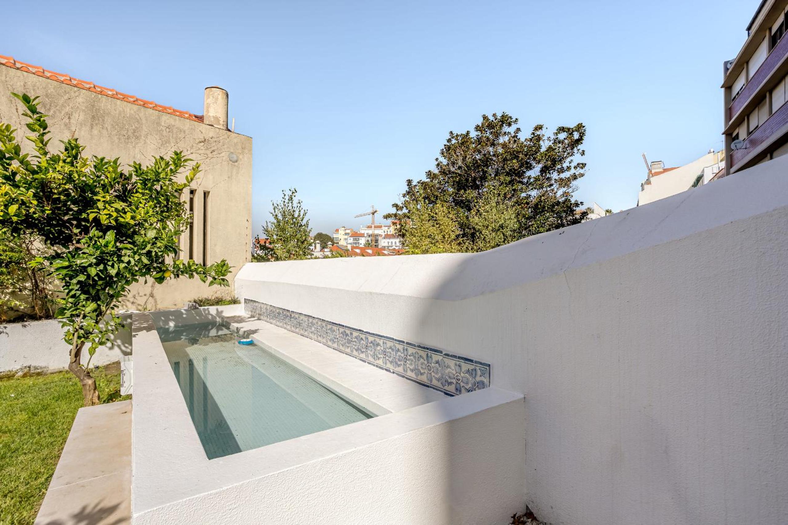 Bairro Alto Garden by Homing