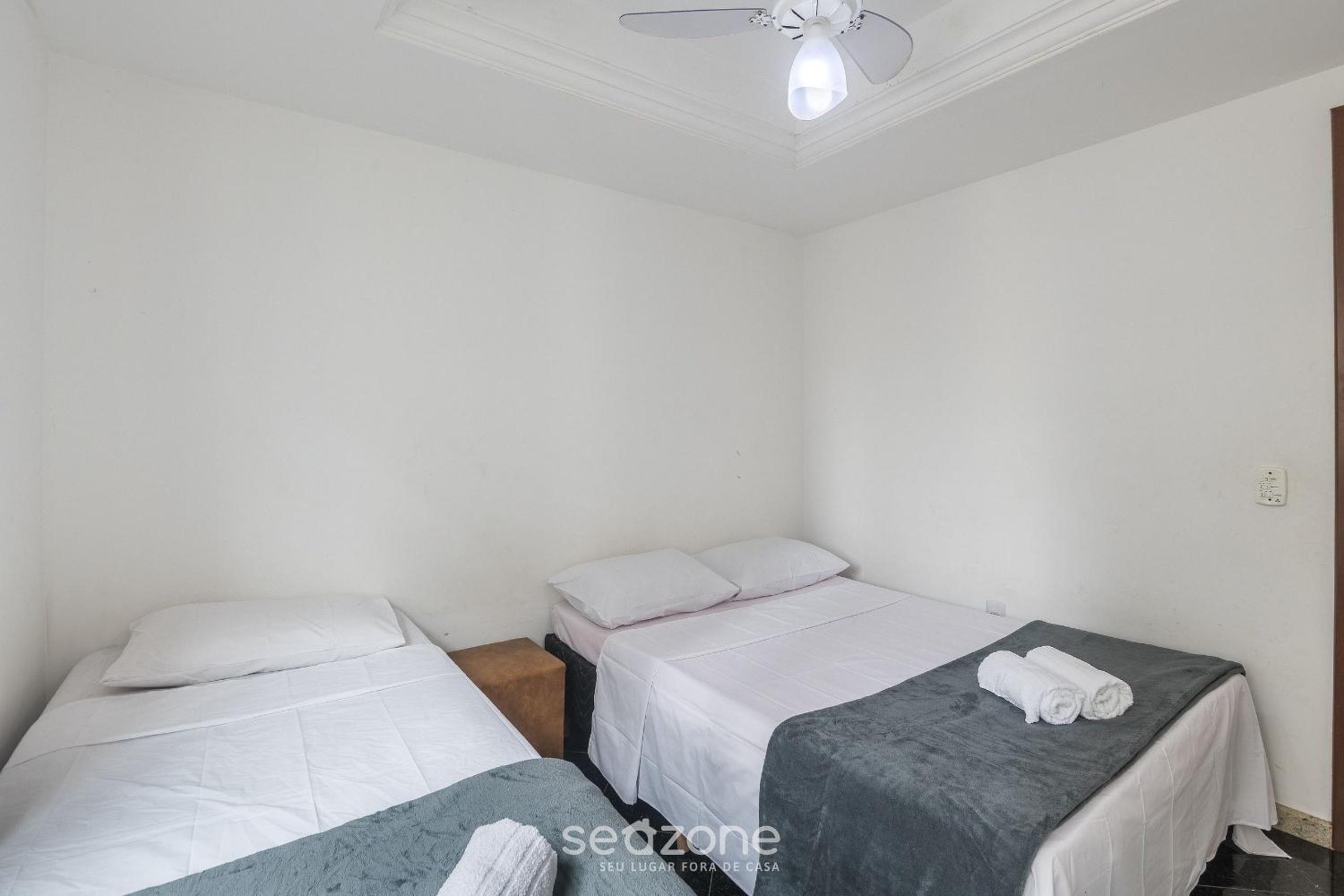 Apts. in beachfront building at Praia do Morro - ES.