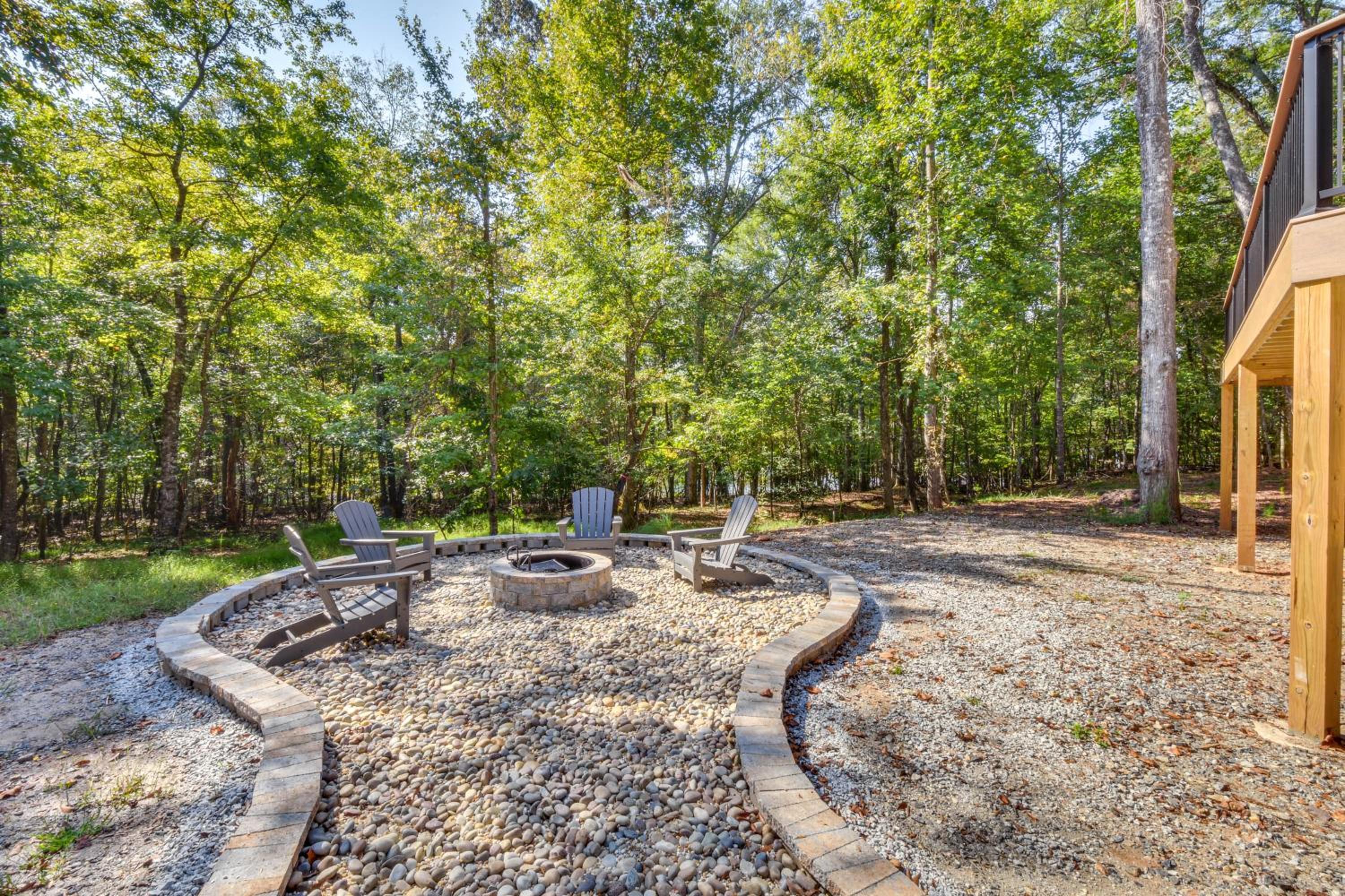 Secluded Lake Lanier Cabin with Game Area