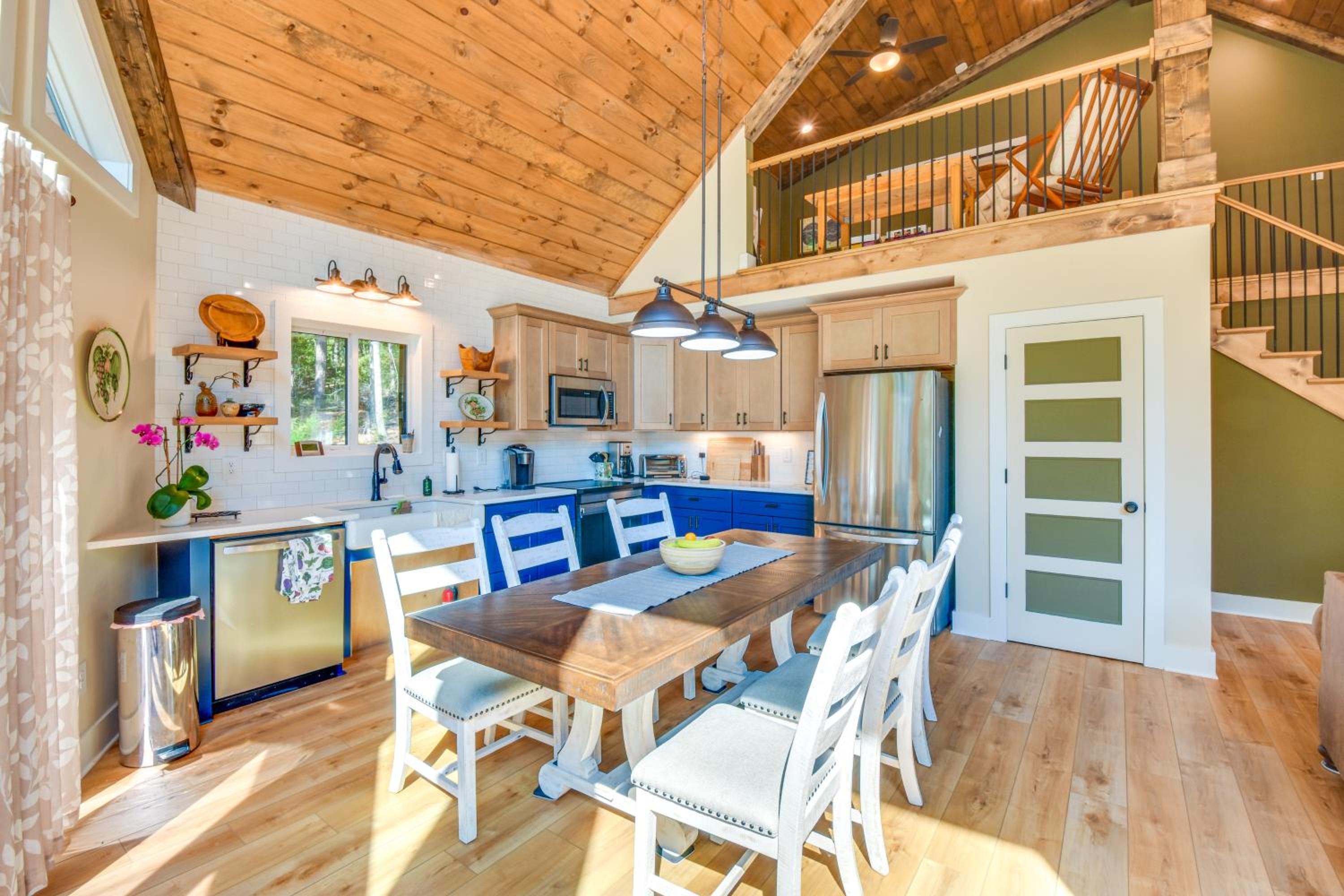 Secluded Lake Lanier Cabin with Game Area