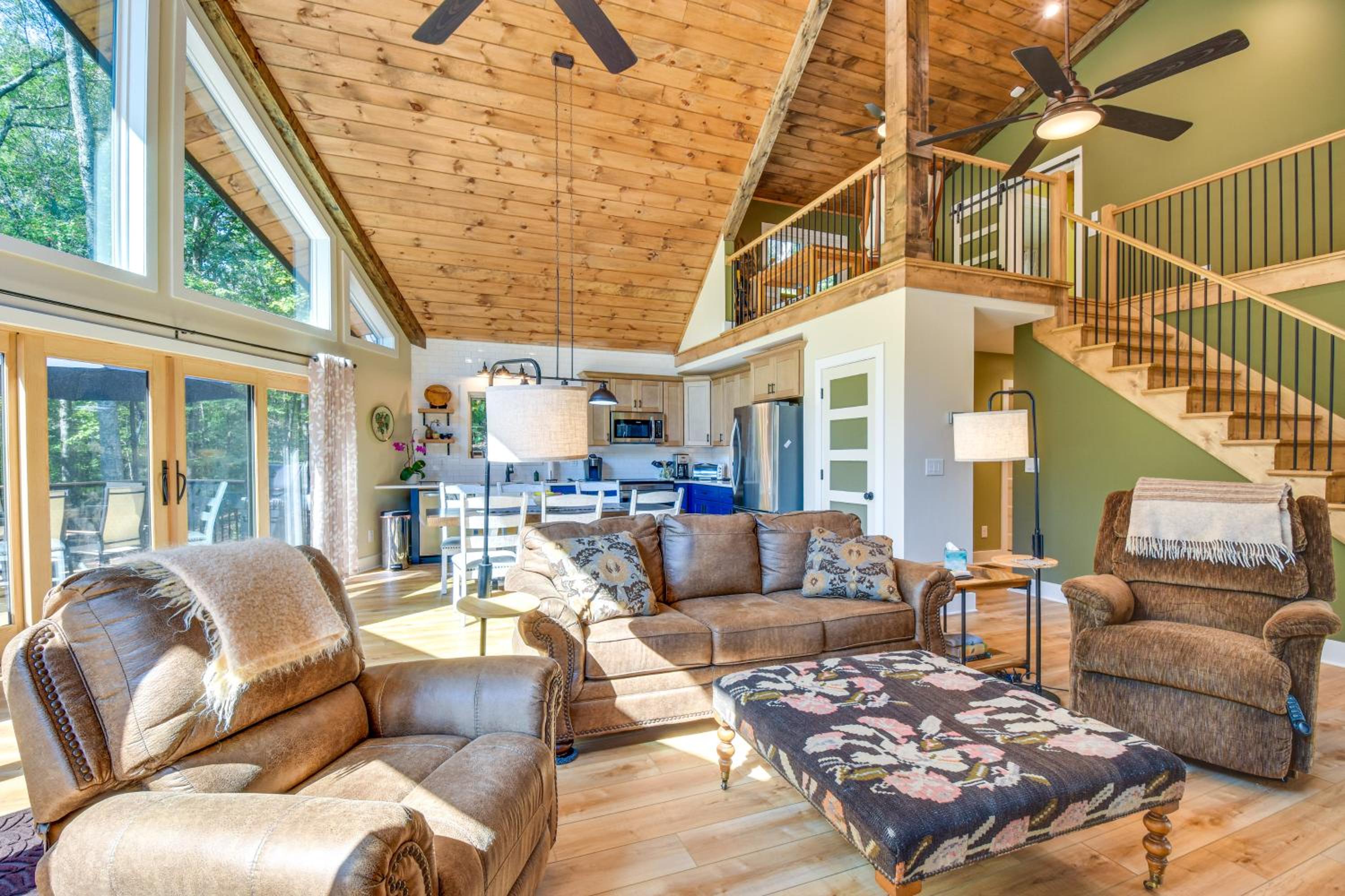 Secluded Lake Lanier Cabin with Game Area