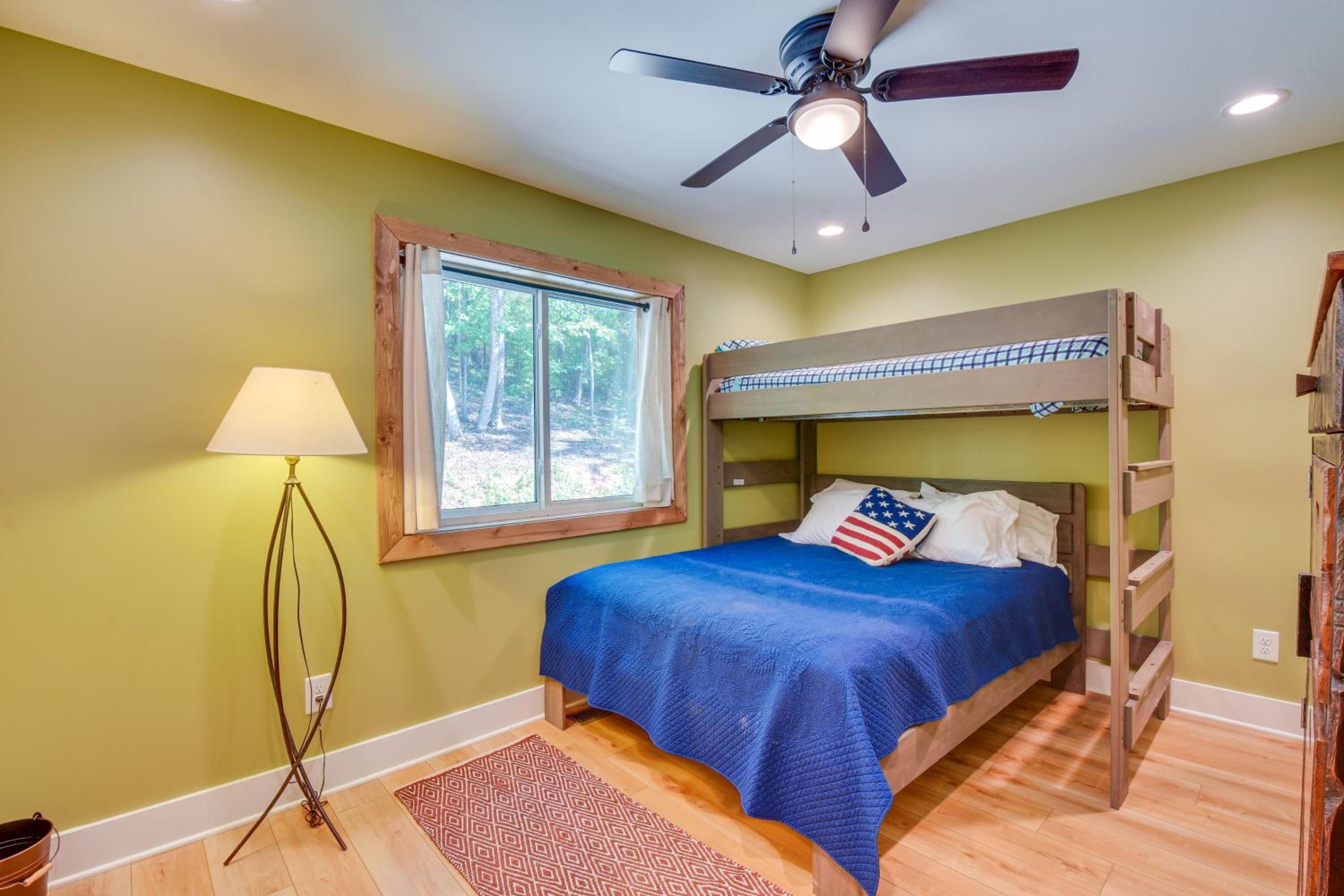 Secluded Lake Lanier Cabin with Game Area