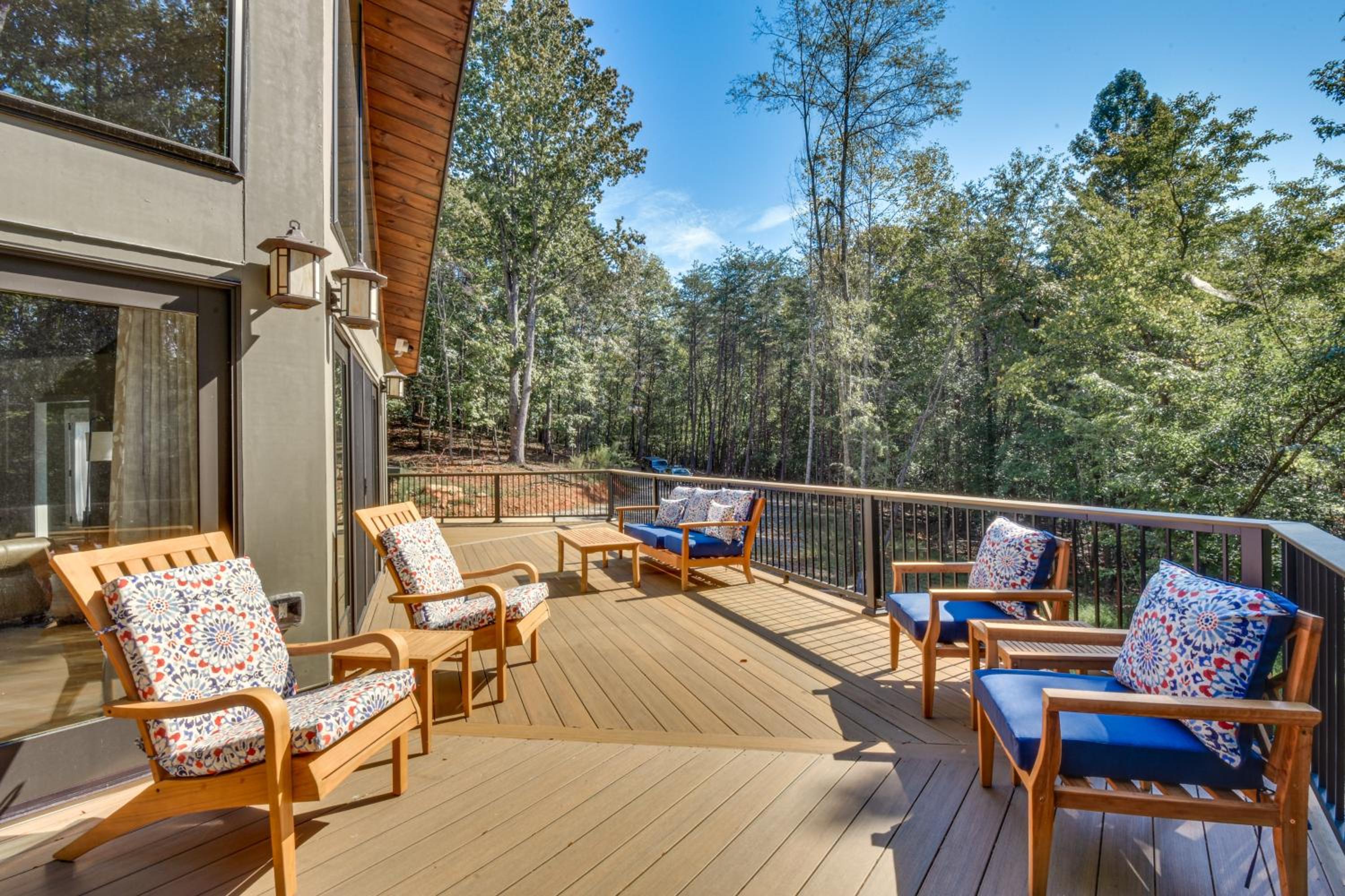 Secluded Lake Lanier Cabin with Game Area