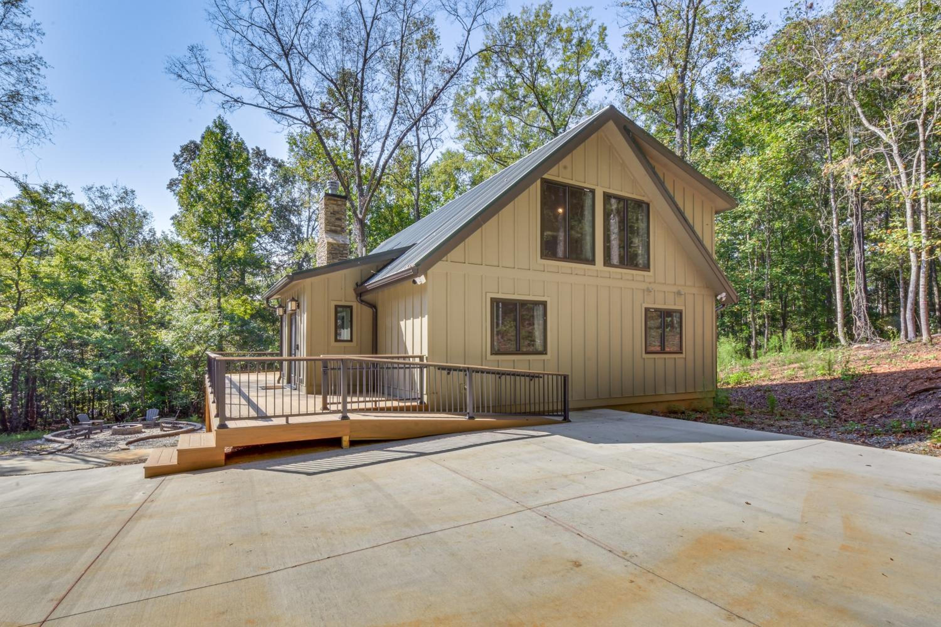 Secluded Lake Lanier Cabin with Game Area