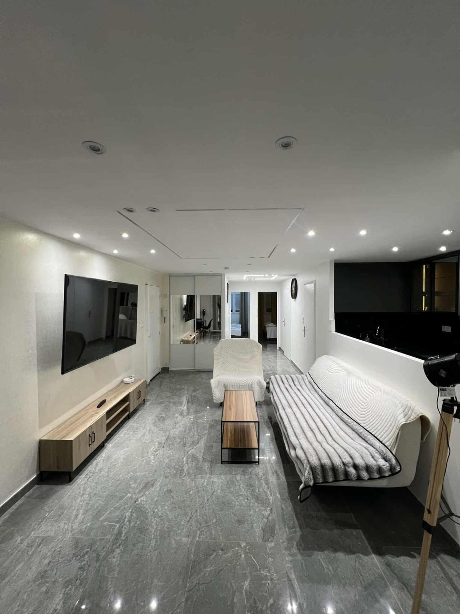 Appartement Luxe & design Vue mer sur la Promenade des Anglais