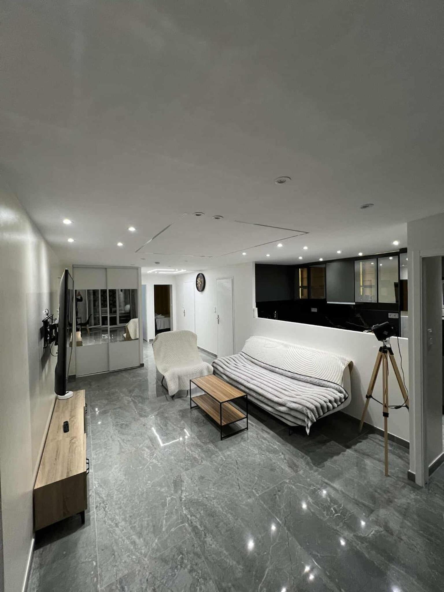 Appartement Luxe & design Vue mer sur la Promenade des Anglais