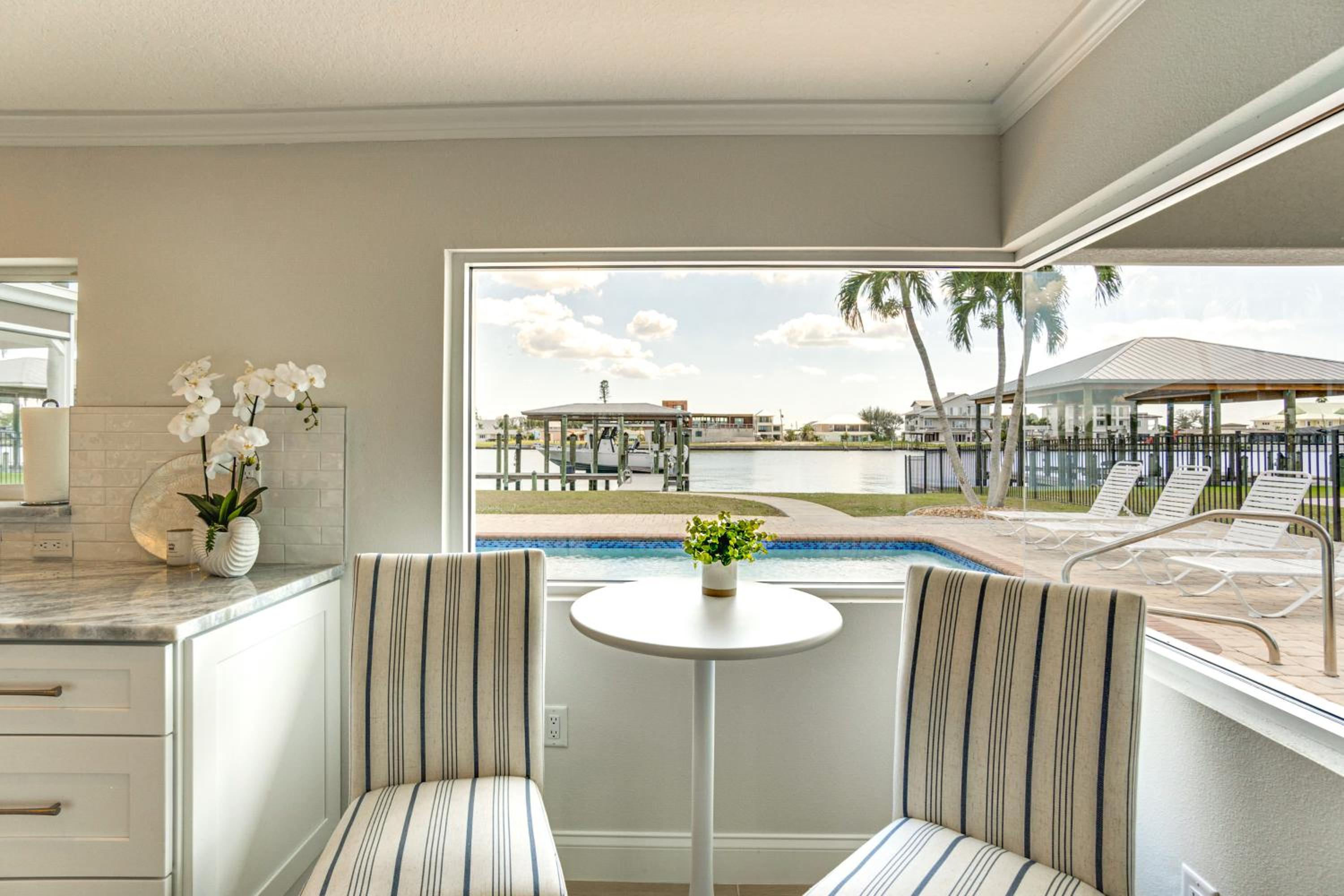 4 Mi to Englewood Beach Boating and Fishing Escape