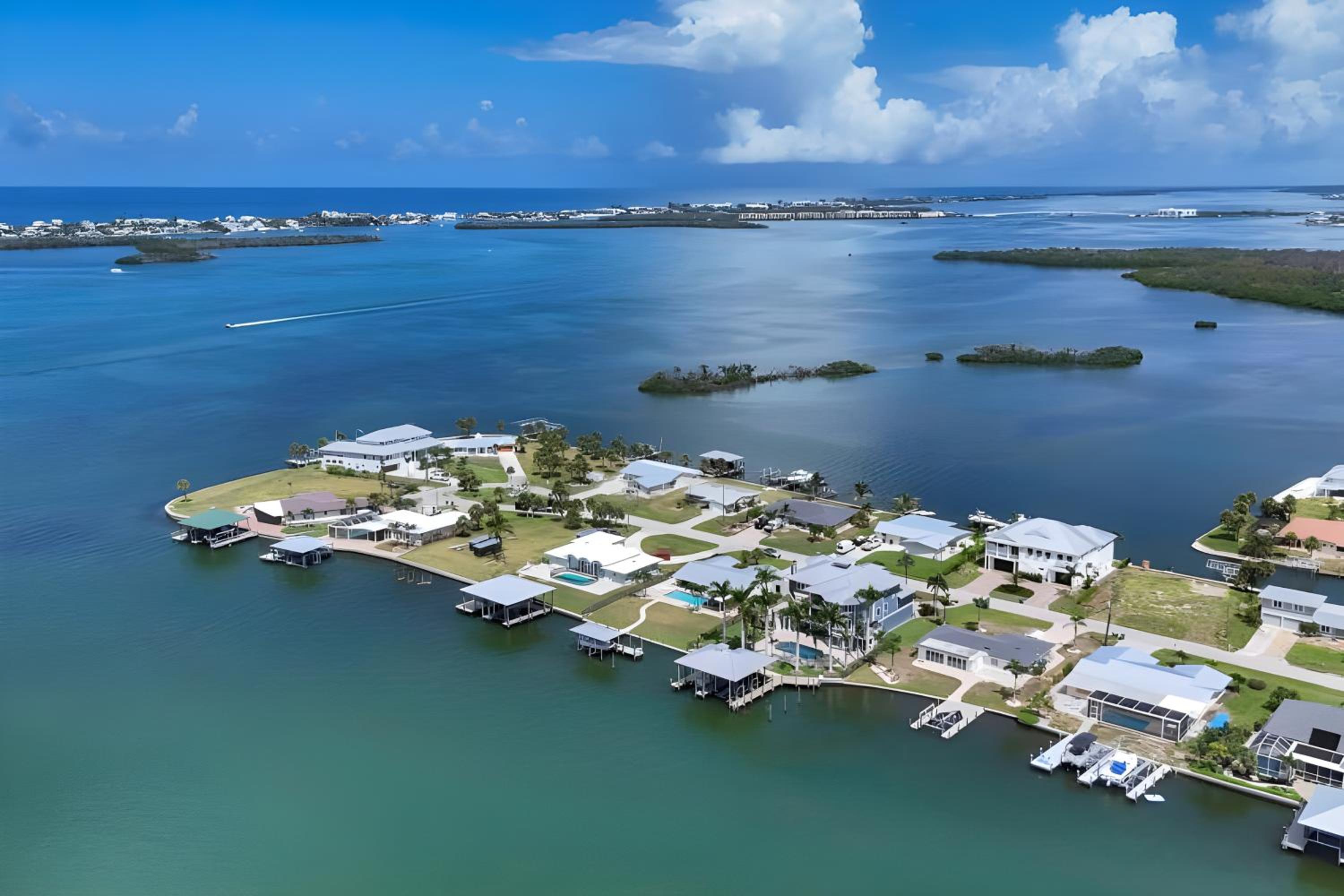 4 Mi to Englewood Beach Boating and Fishing Escape