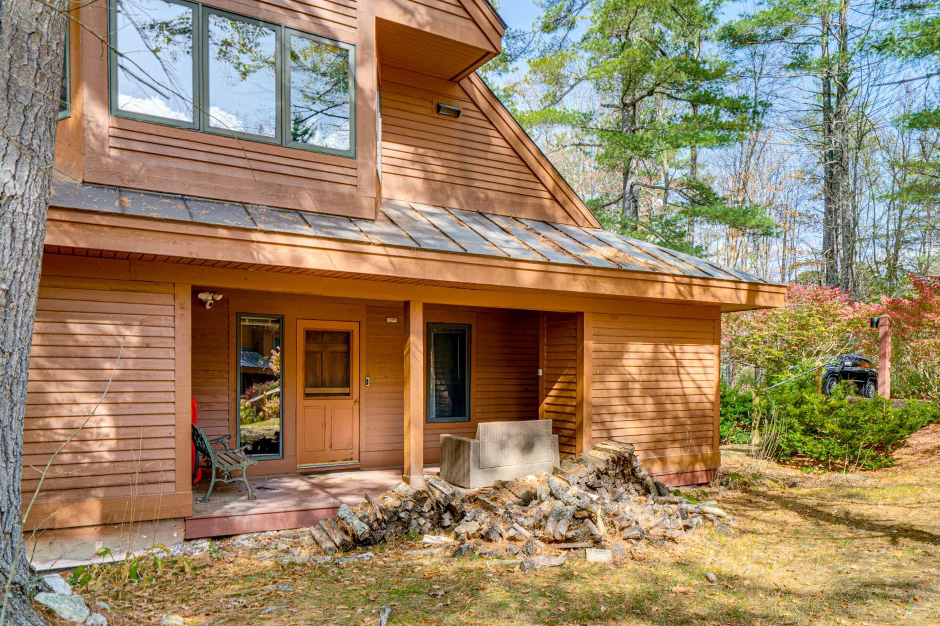 6 Mi to Okemo! Family Townhome in Lakeside Resort