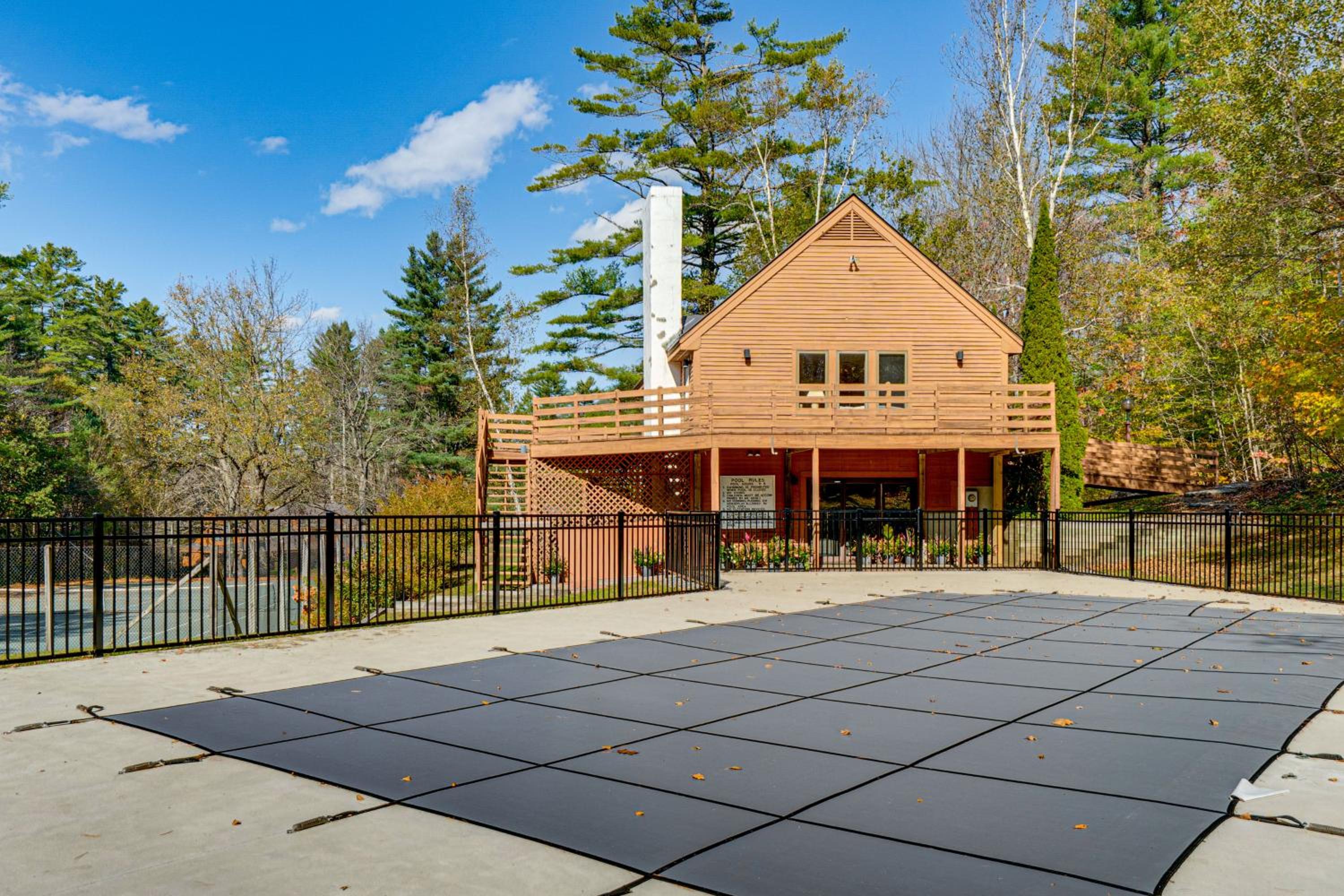 6 Mi to Okemo! Family Townhome in Lakeside Resort