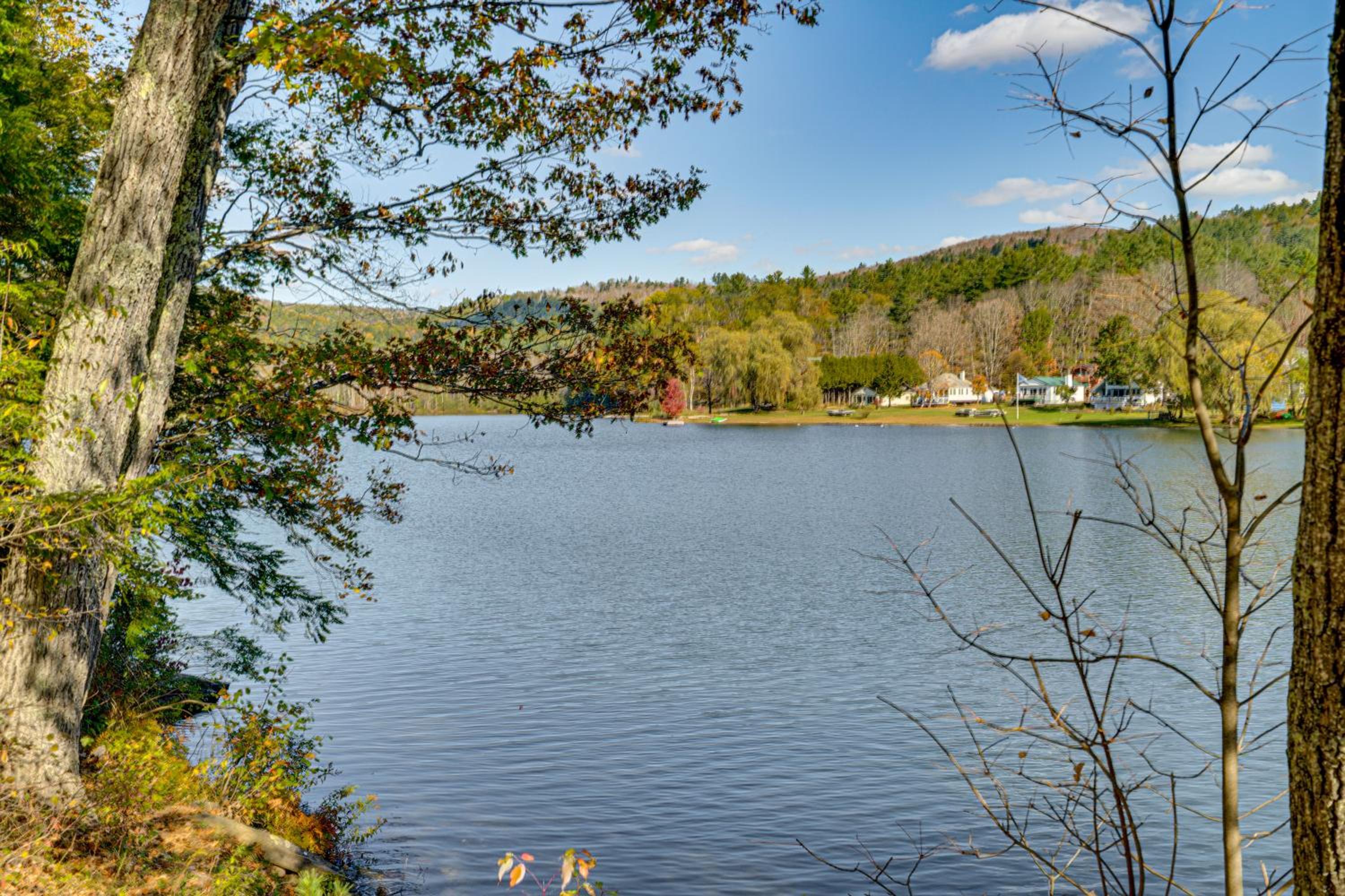 6 Mi to Okemo! Family Townhome in Lakeside Resort
