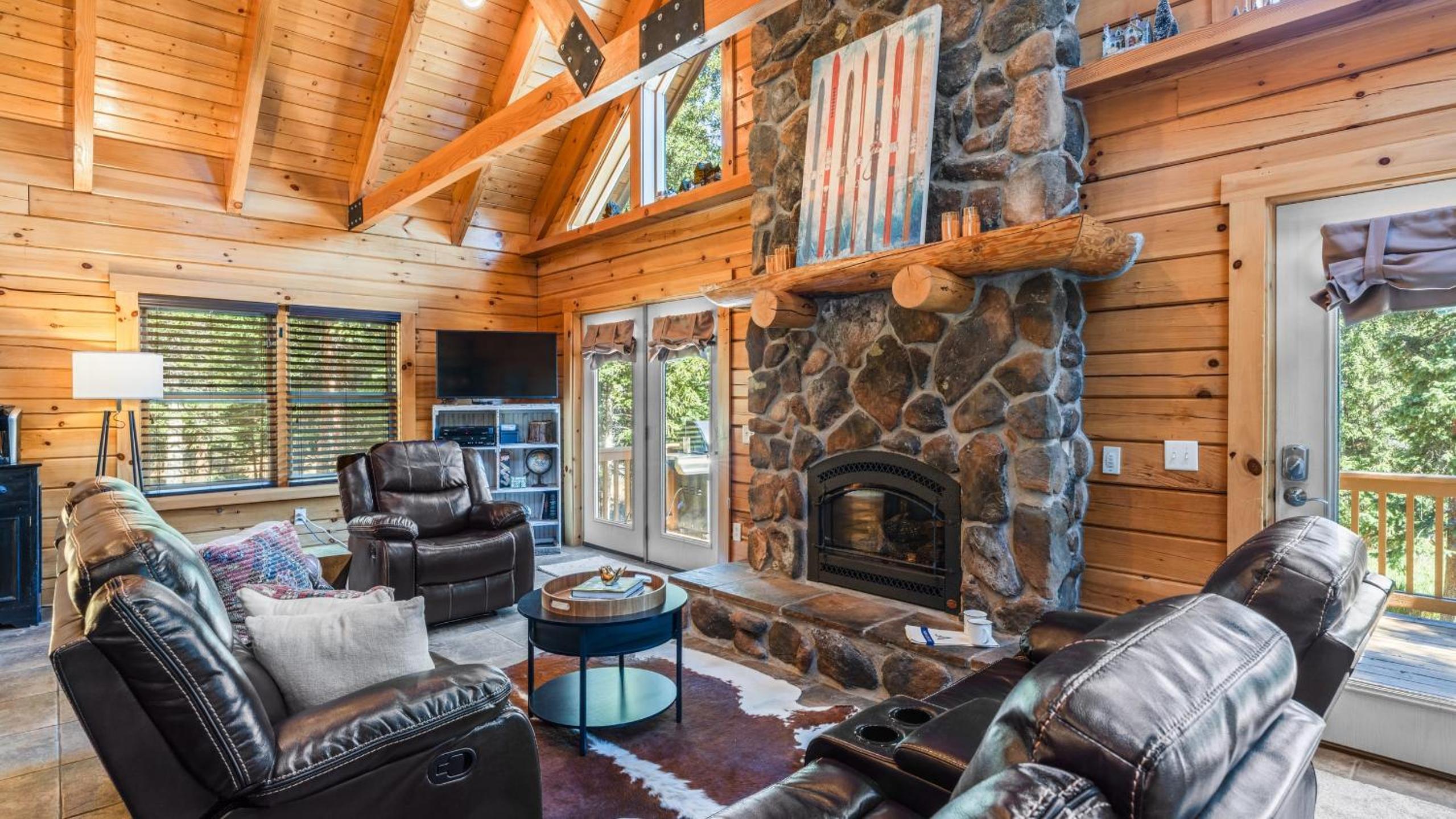 Forest Views Hot Tub Fireplace Minutes from Breckenridge Shangri-La Cabin by AvantStay