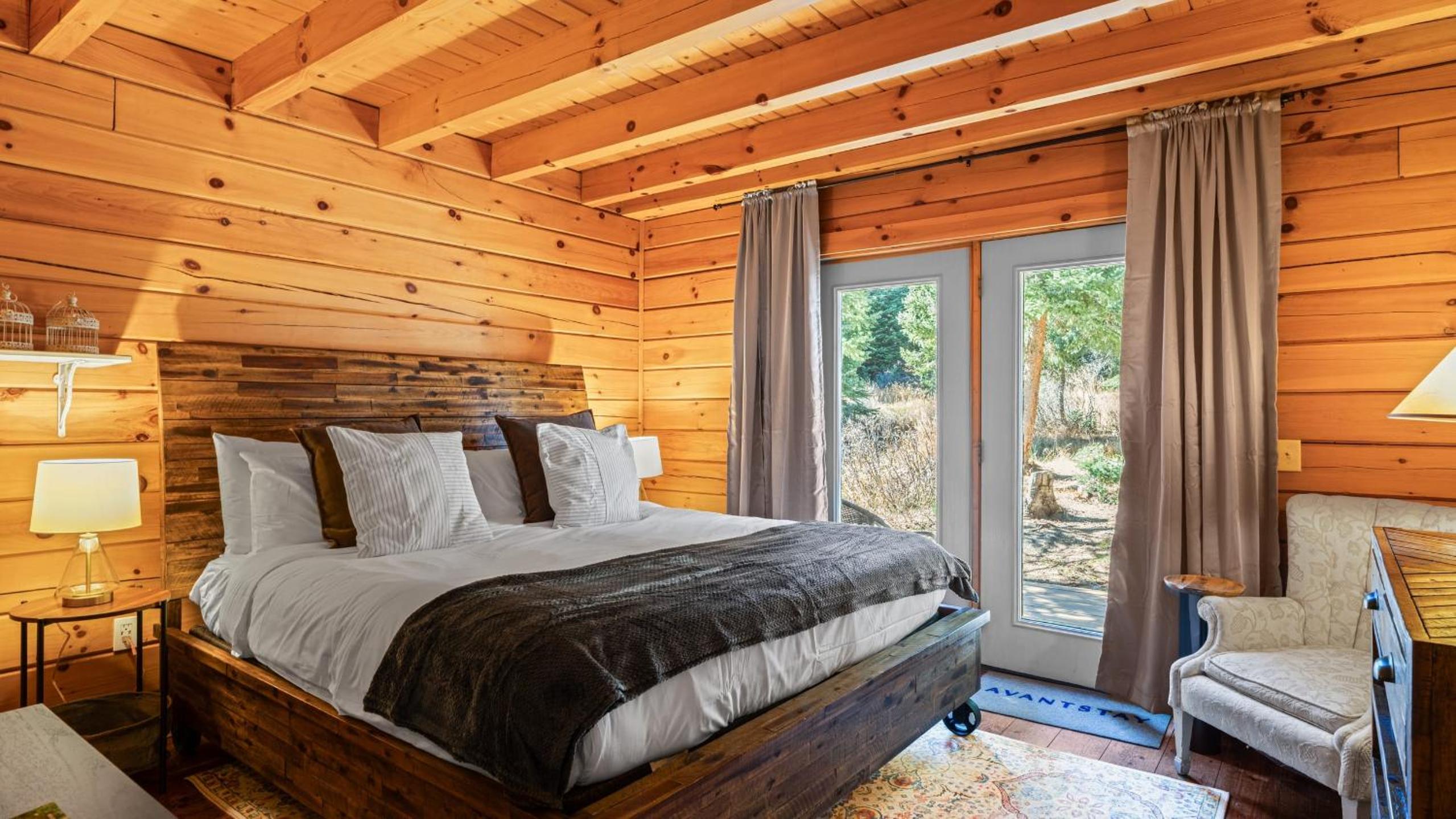 Forest Views Hot Tub Fireplace Minutes from Breckenridge Shangri-La Cabin by AvantStay