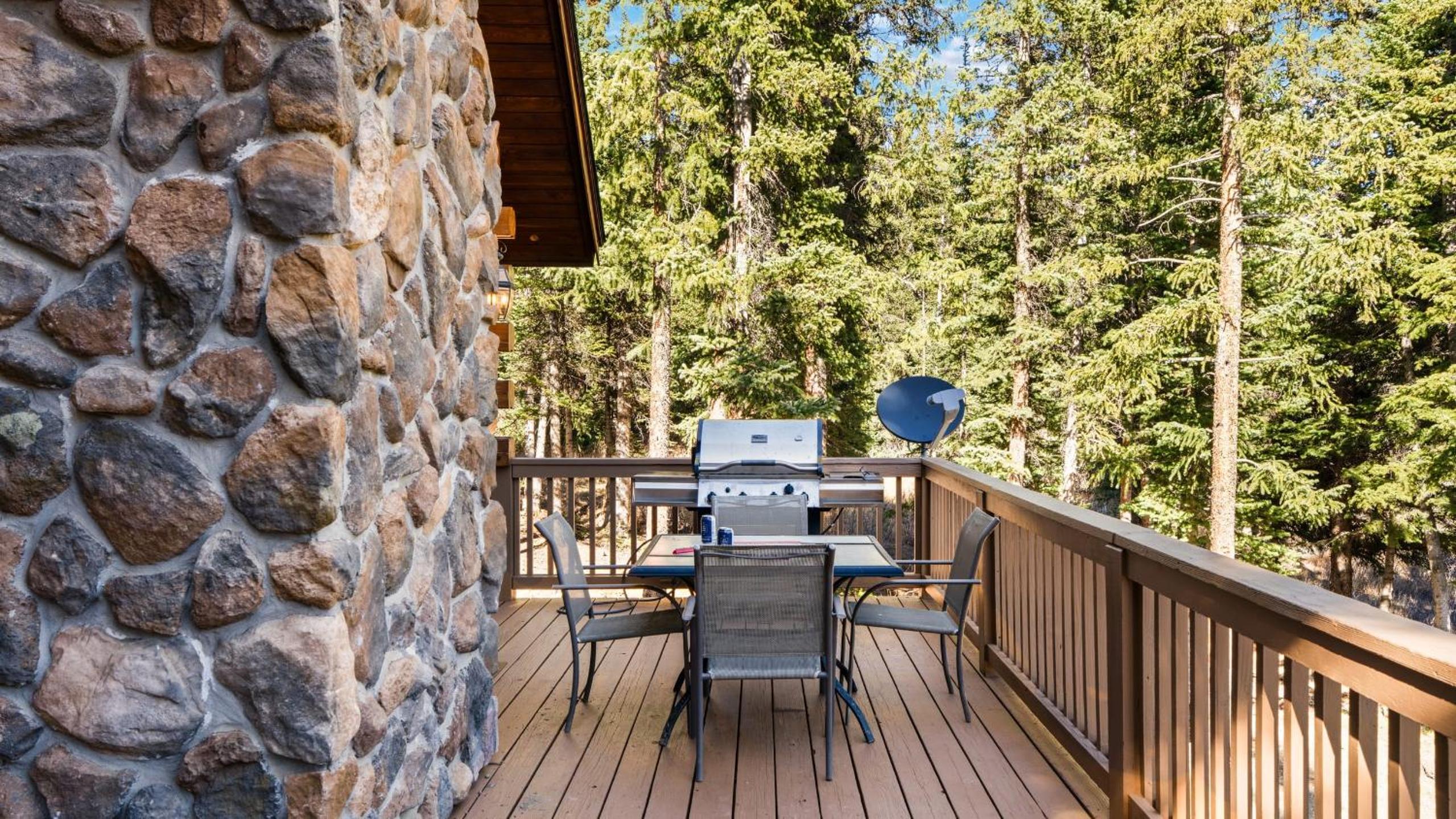 Forest Views Hot Tub Fireplace Minutes from Breckenridge Shangri-La Cabin by AvantStay