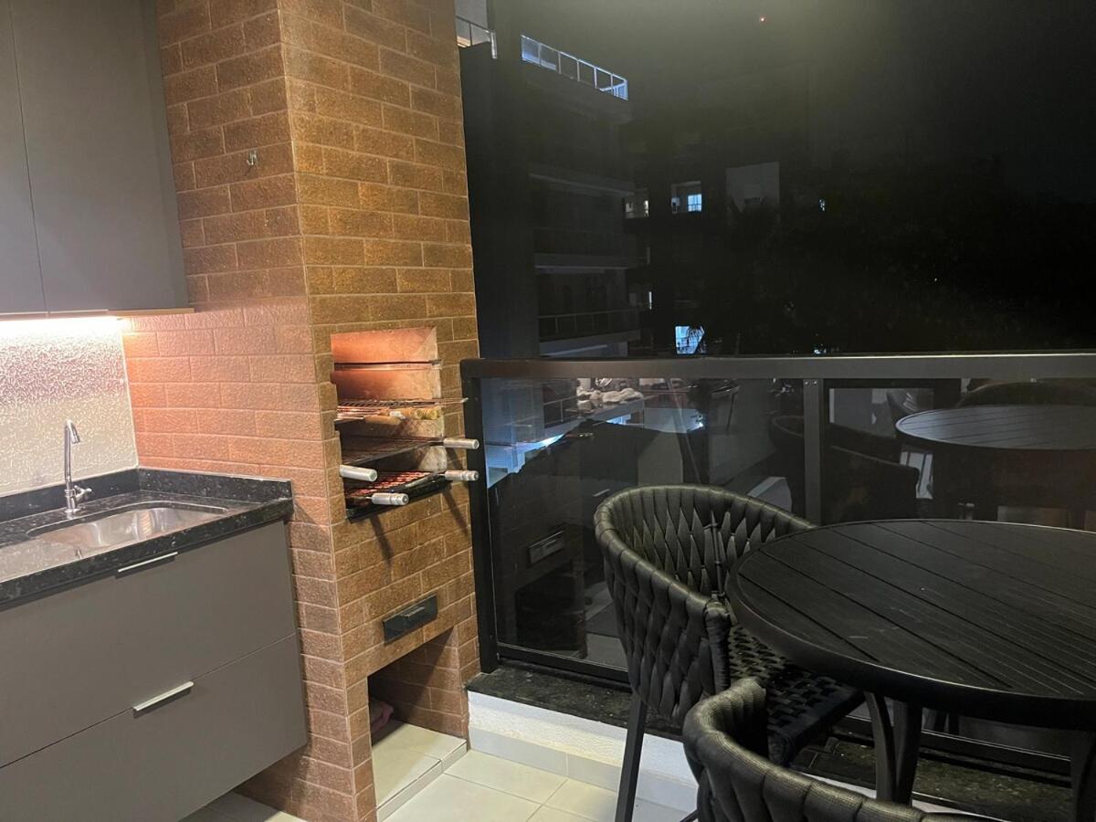 Apartamento 209 com Piscina Academia Churrasqueira