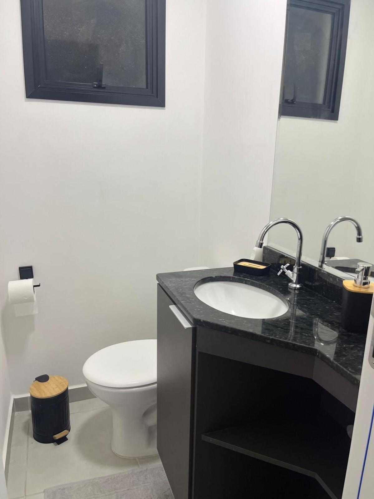Apartamento 209 com Piscina Academia Churrasqueira