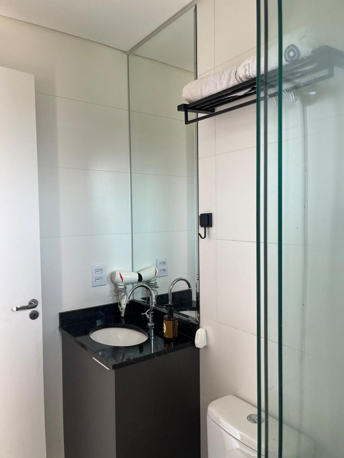 Apartamento 209 com Piscina Academia Churrasqueira