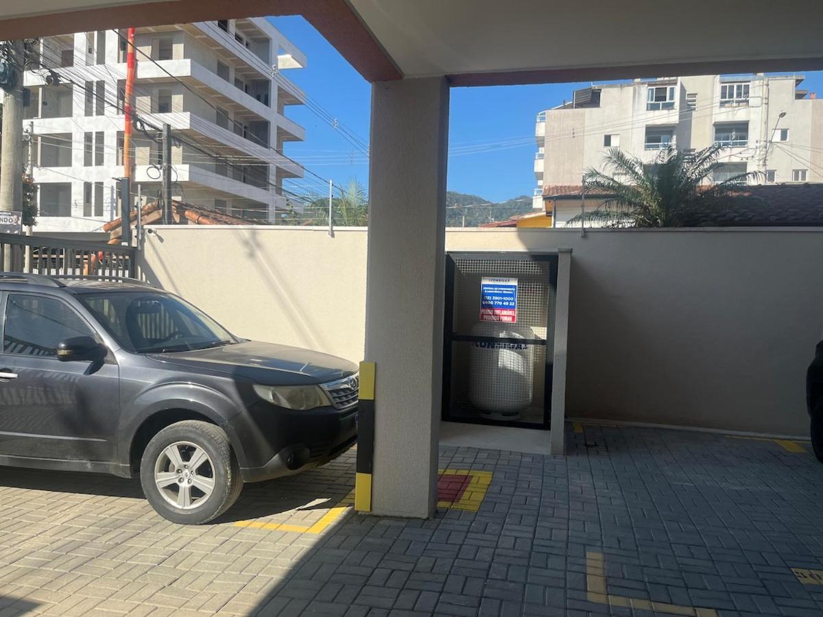 Apartamento 209 com Piscina Academia Churrasqueira
