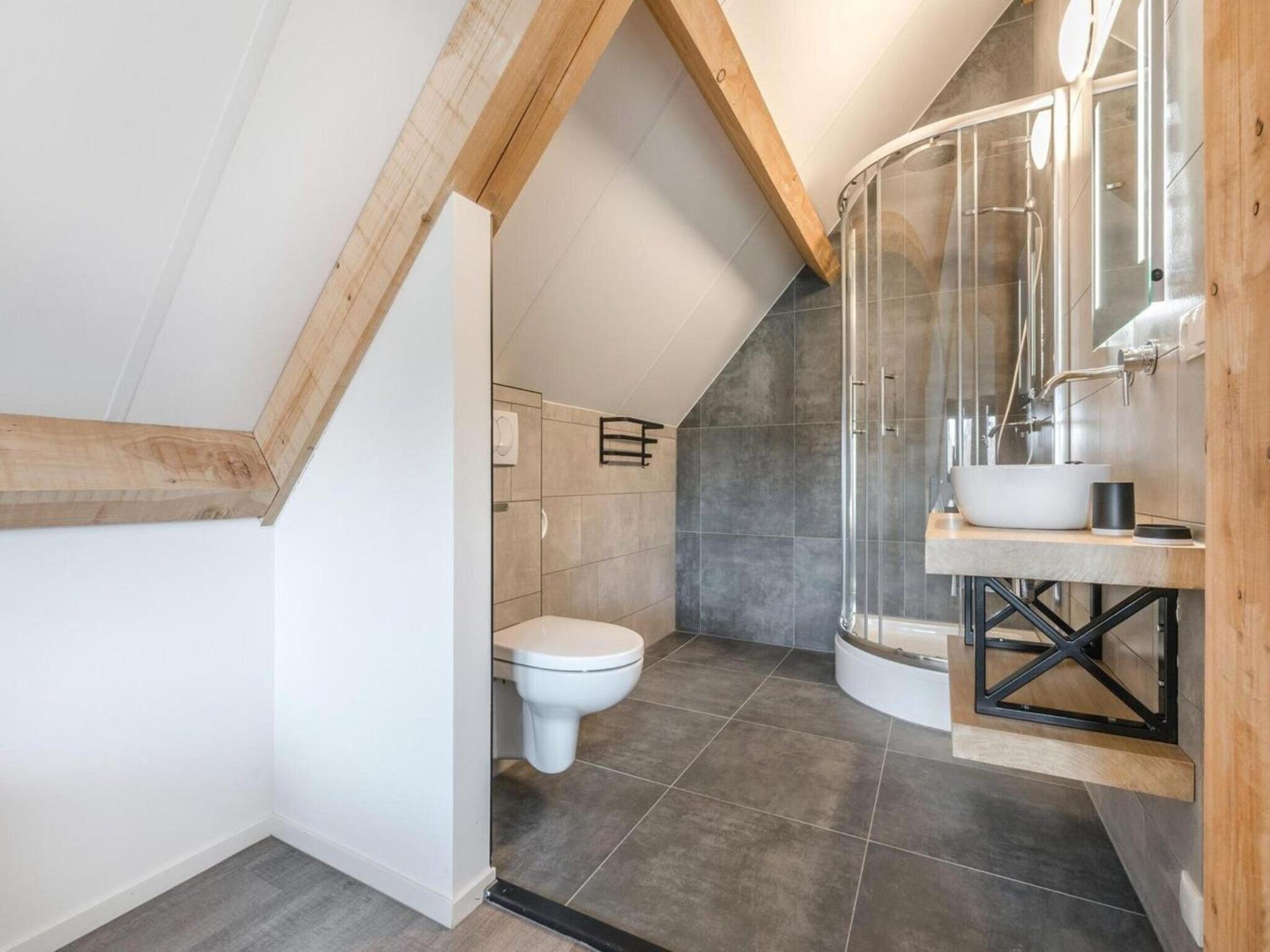 Modern bungalow in Baarle-Nassau with pond view