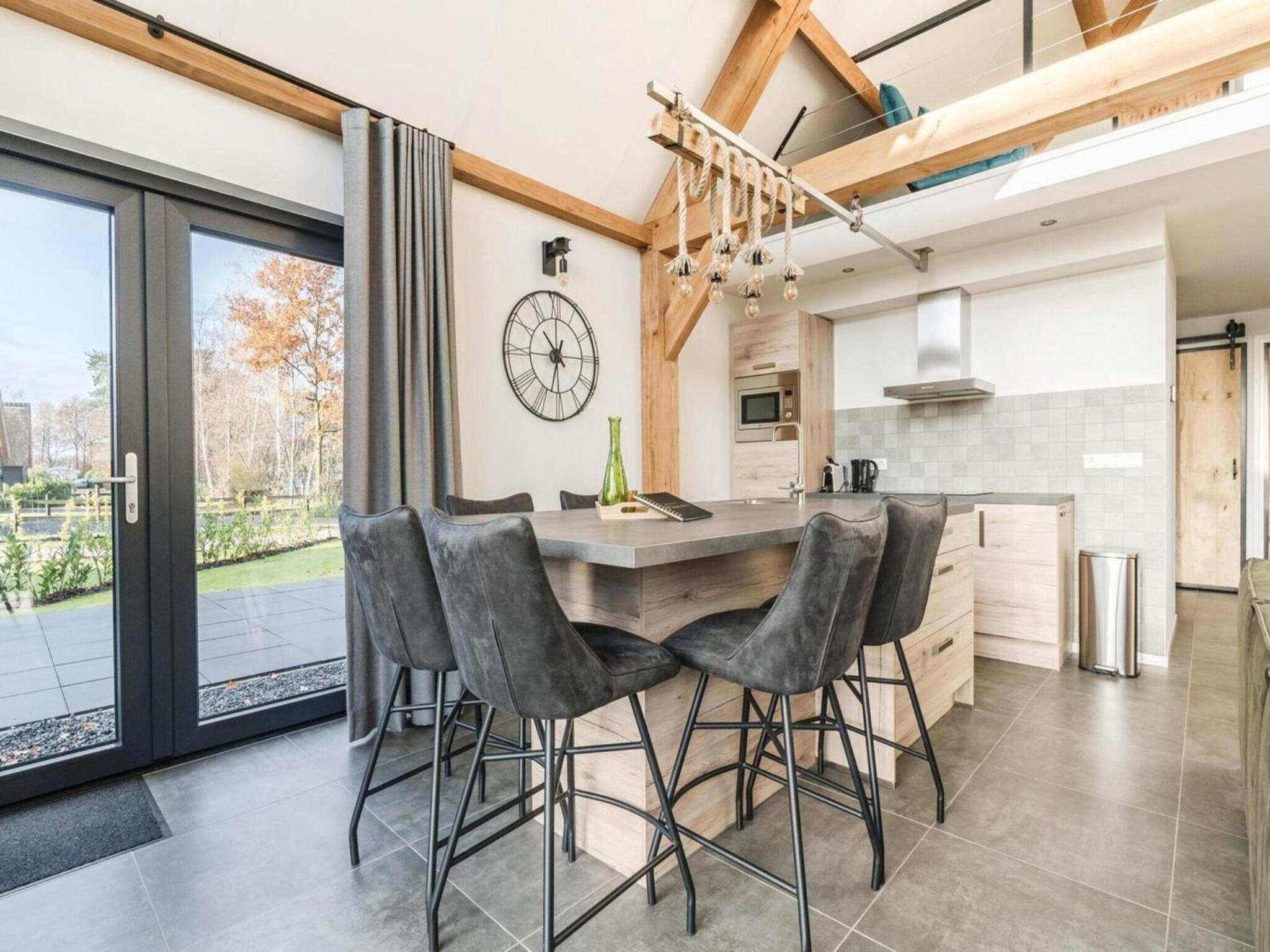 Modern bungalow in Baarle-Nassau with pond view, photo 24