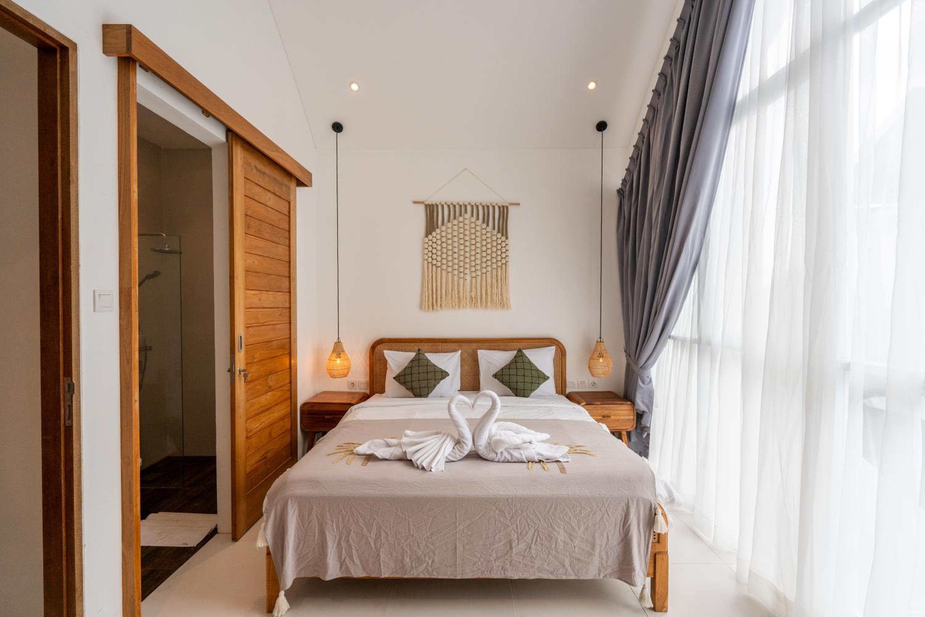 Sunrise Bliss Canggu 2BR Private Pool Villa By Bali Bliss Properties