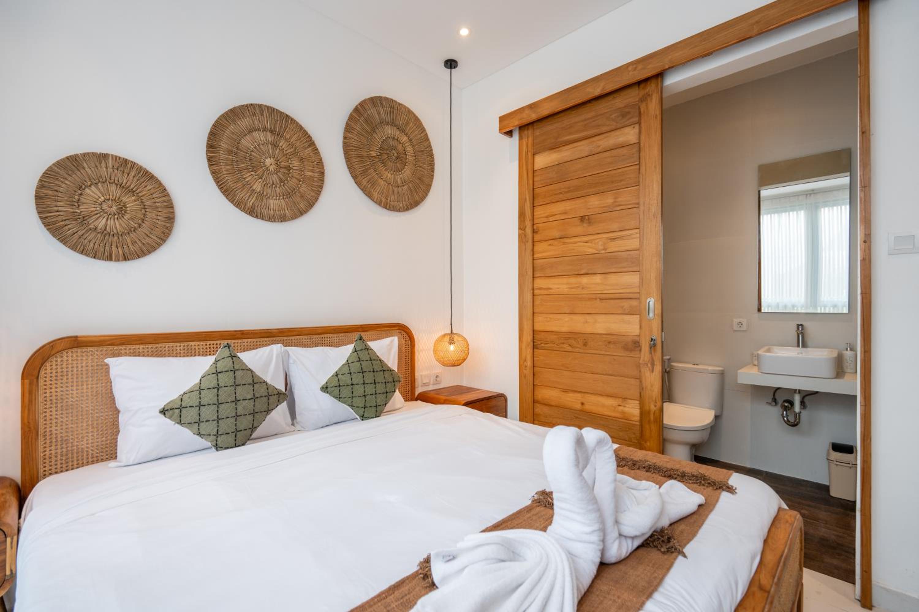 Sunrise Bliss Canggu 2BR Private Pool Villa By Bali Bliss Properties
