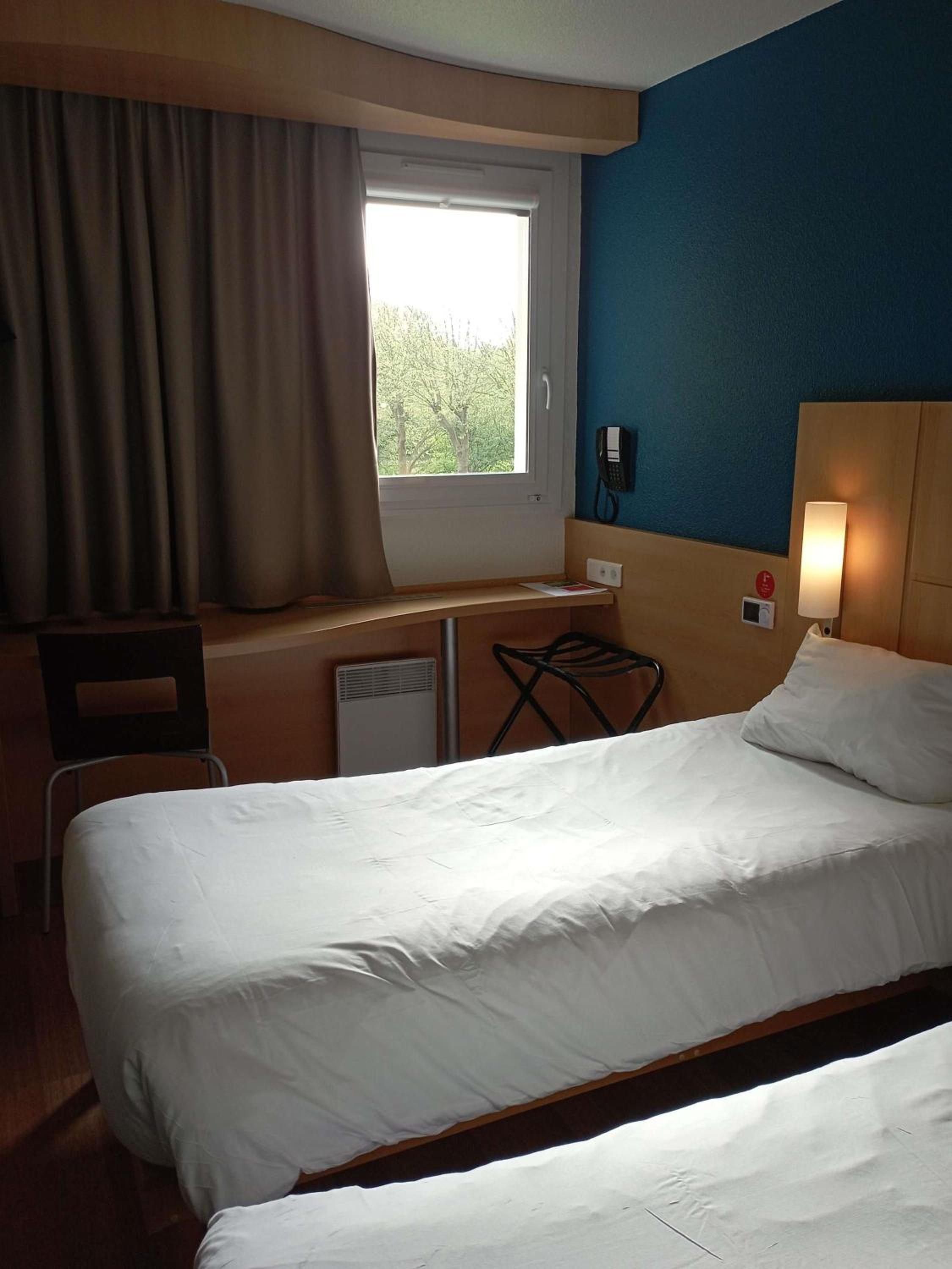 IBIS Fourmies, photo 62
