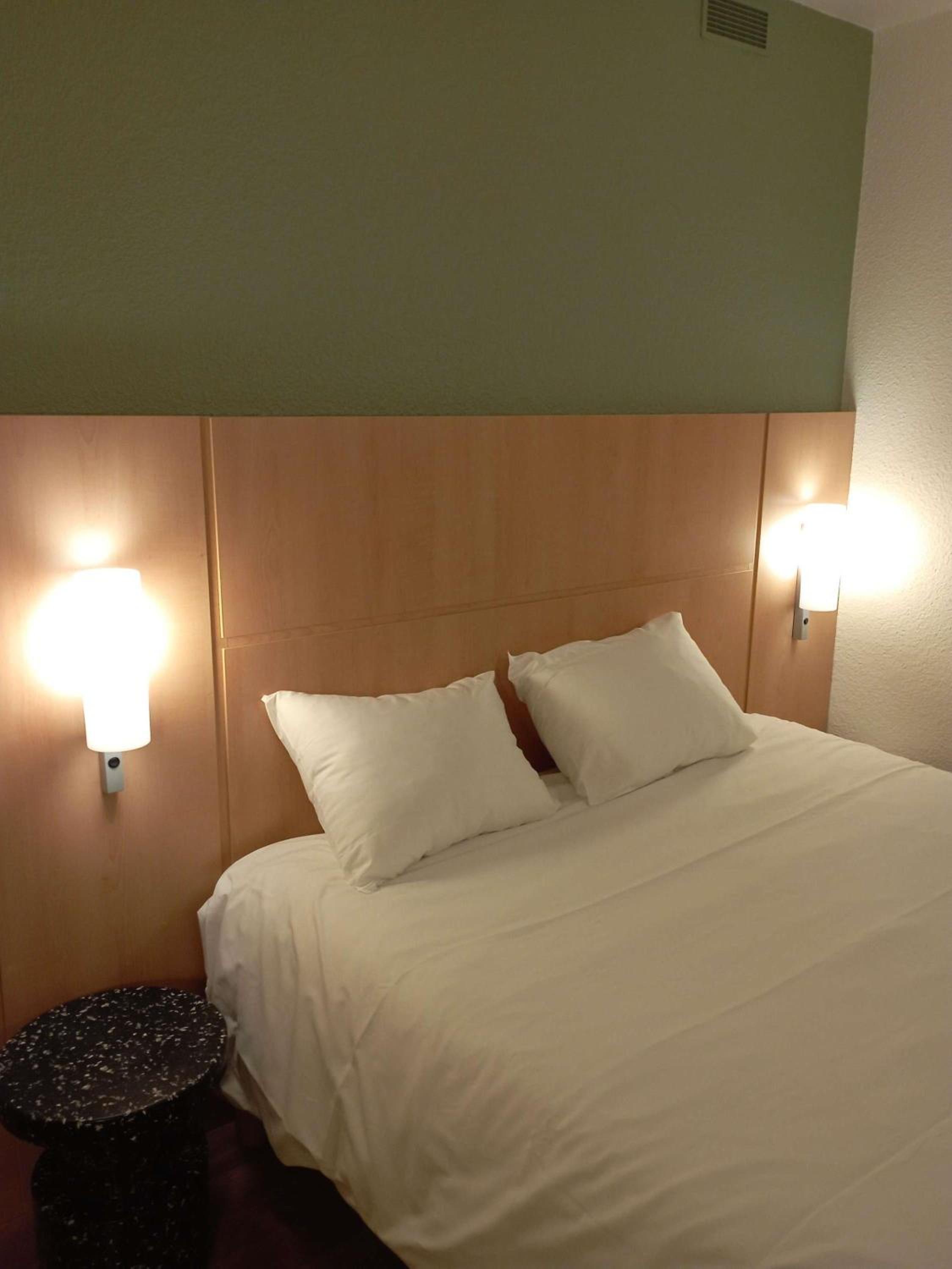 IBIS Fourmies, photo 9