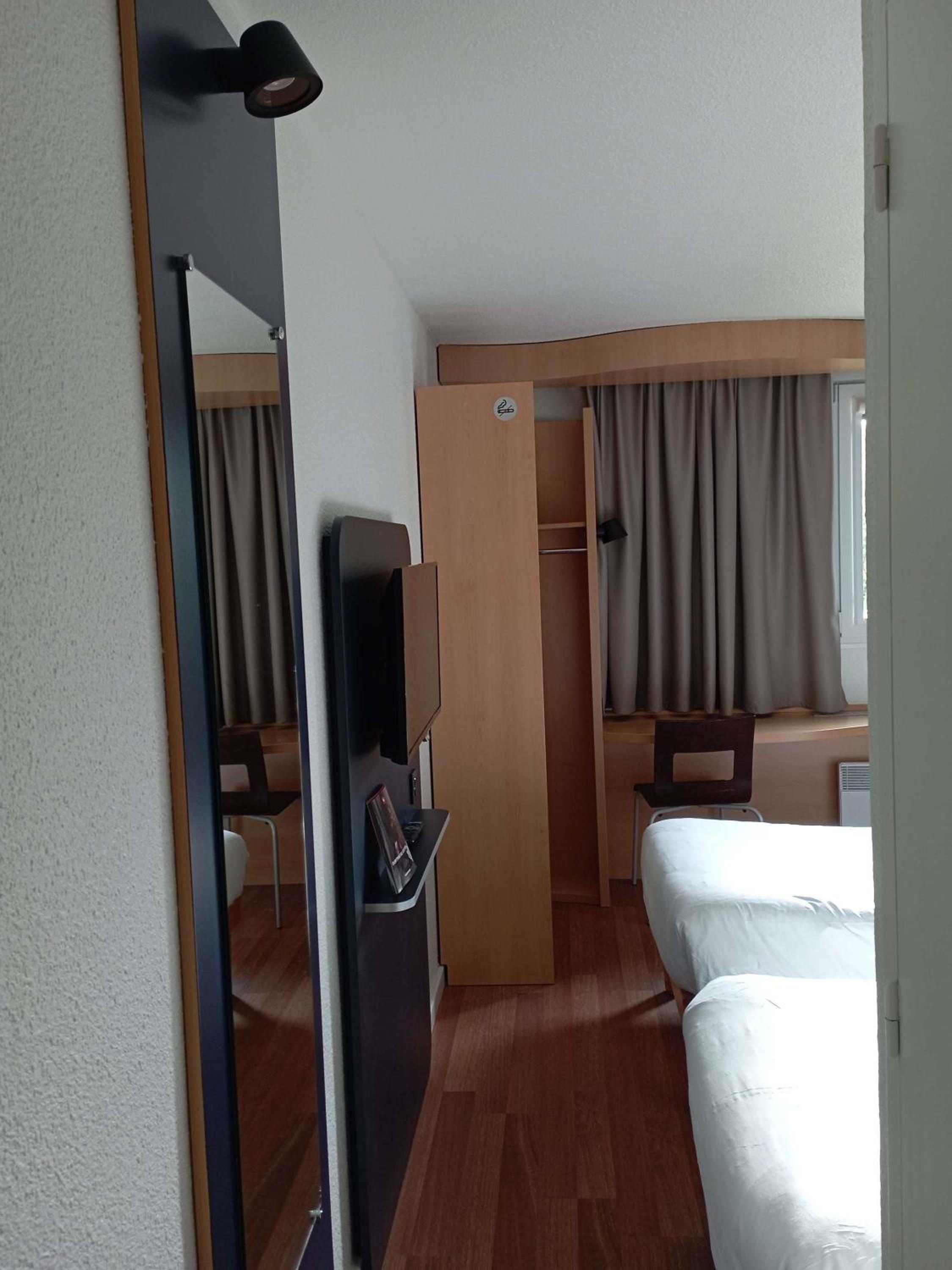 IBIS Fourmies, photo 66
