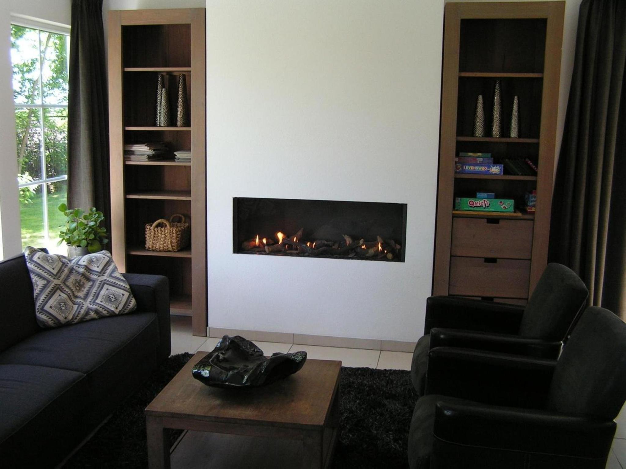 Spacious 10-Person Villa in Quiet Holiday Park nr 722