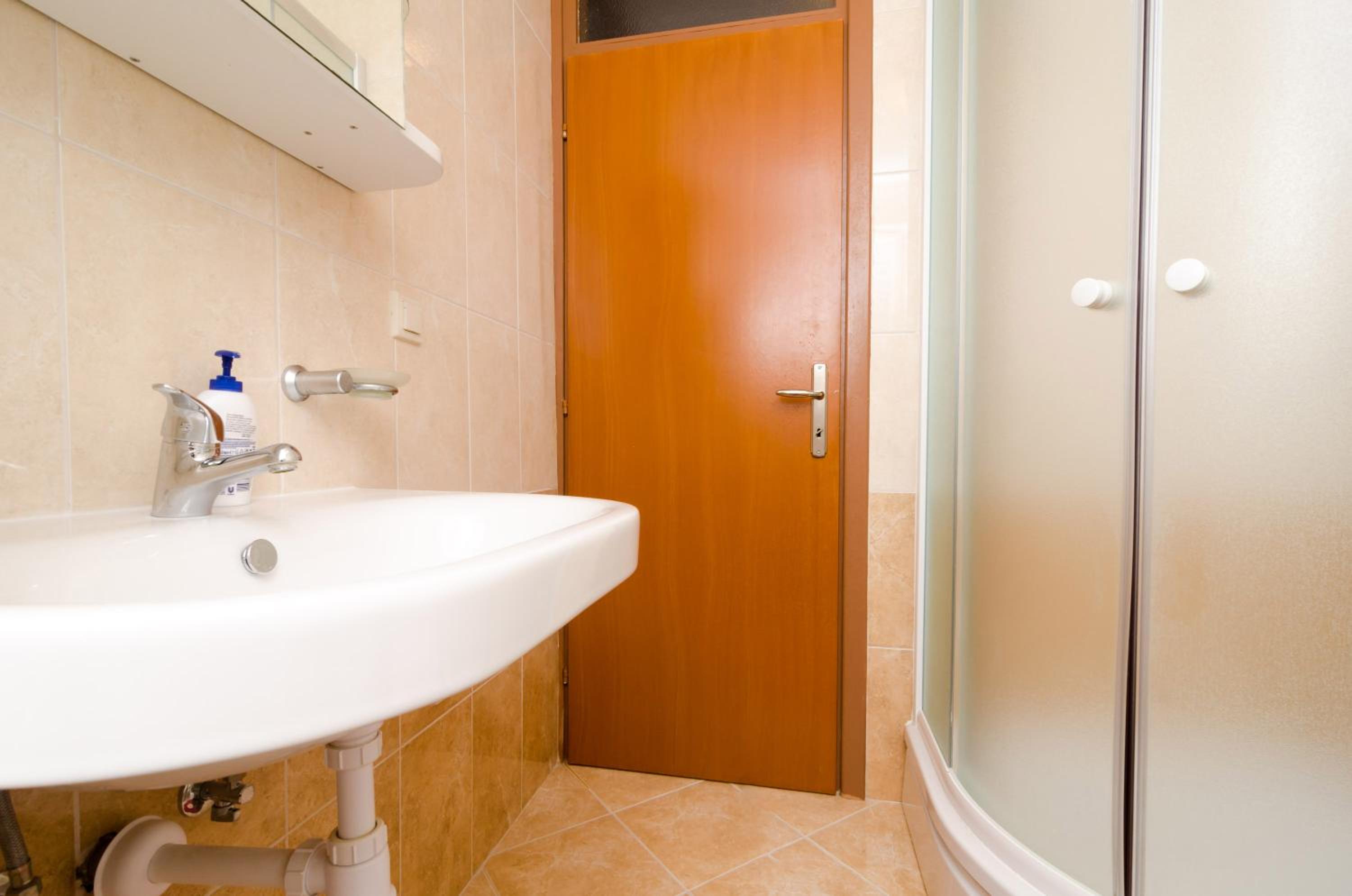 Apartment STJEPKO en Cavtat — bathroom