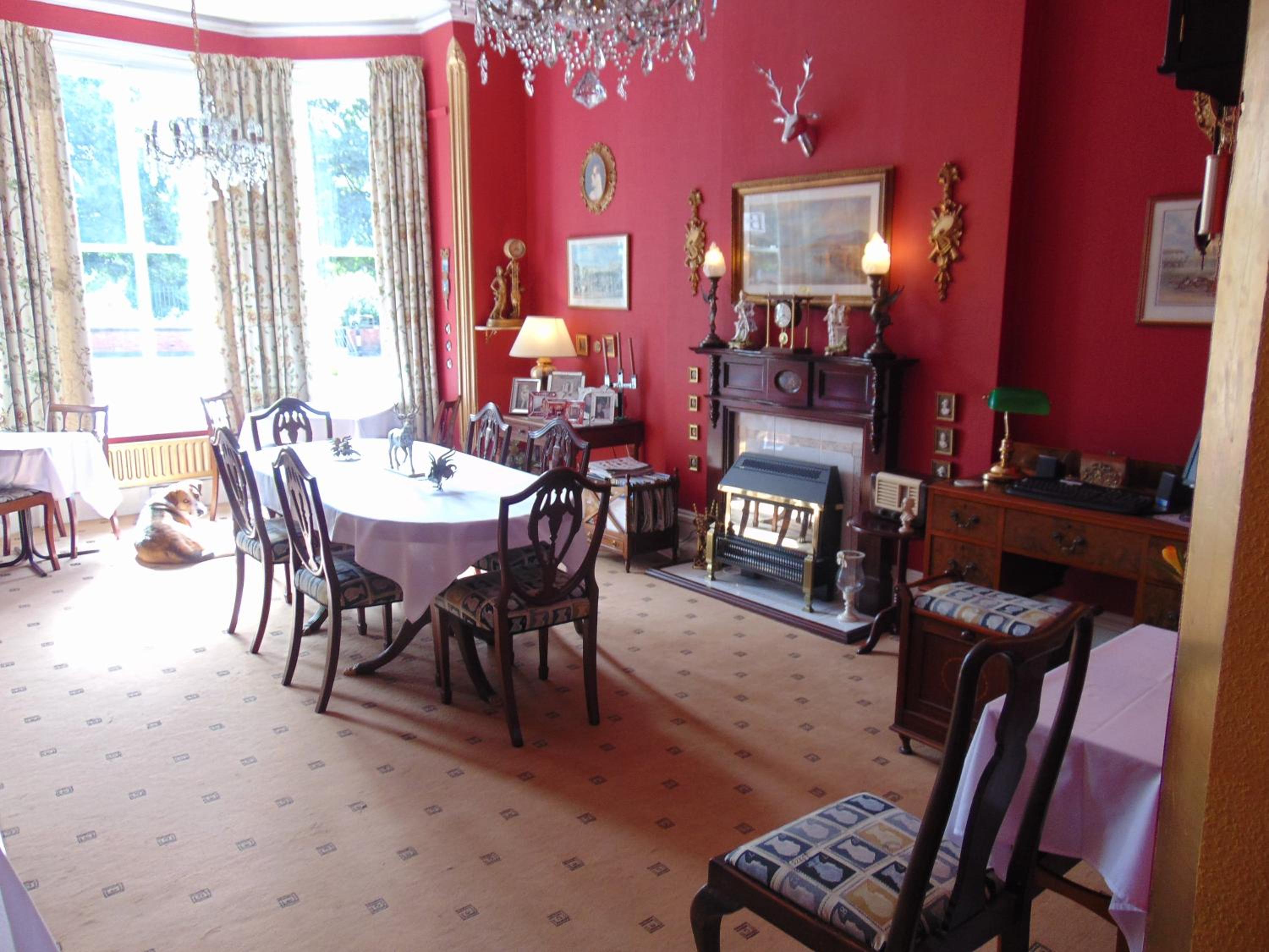 Loughborough Vacations - Holywell House - Property Image 4