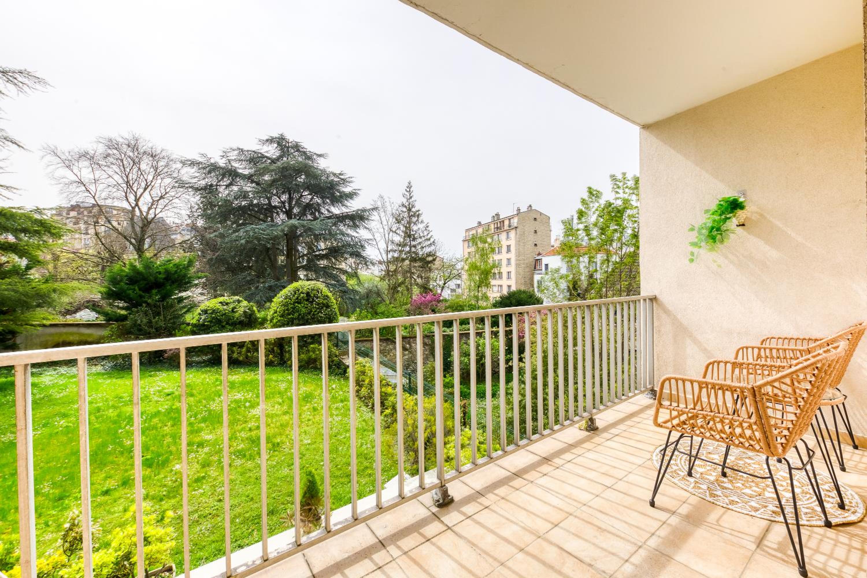 Le Palais des Secrets - 10 minutes de Paris - Balcon