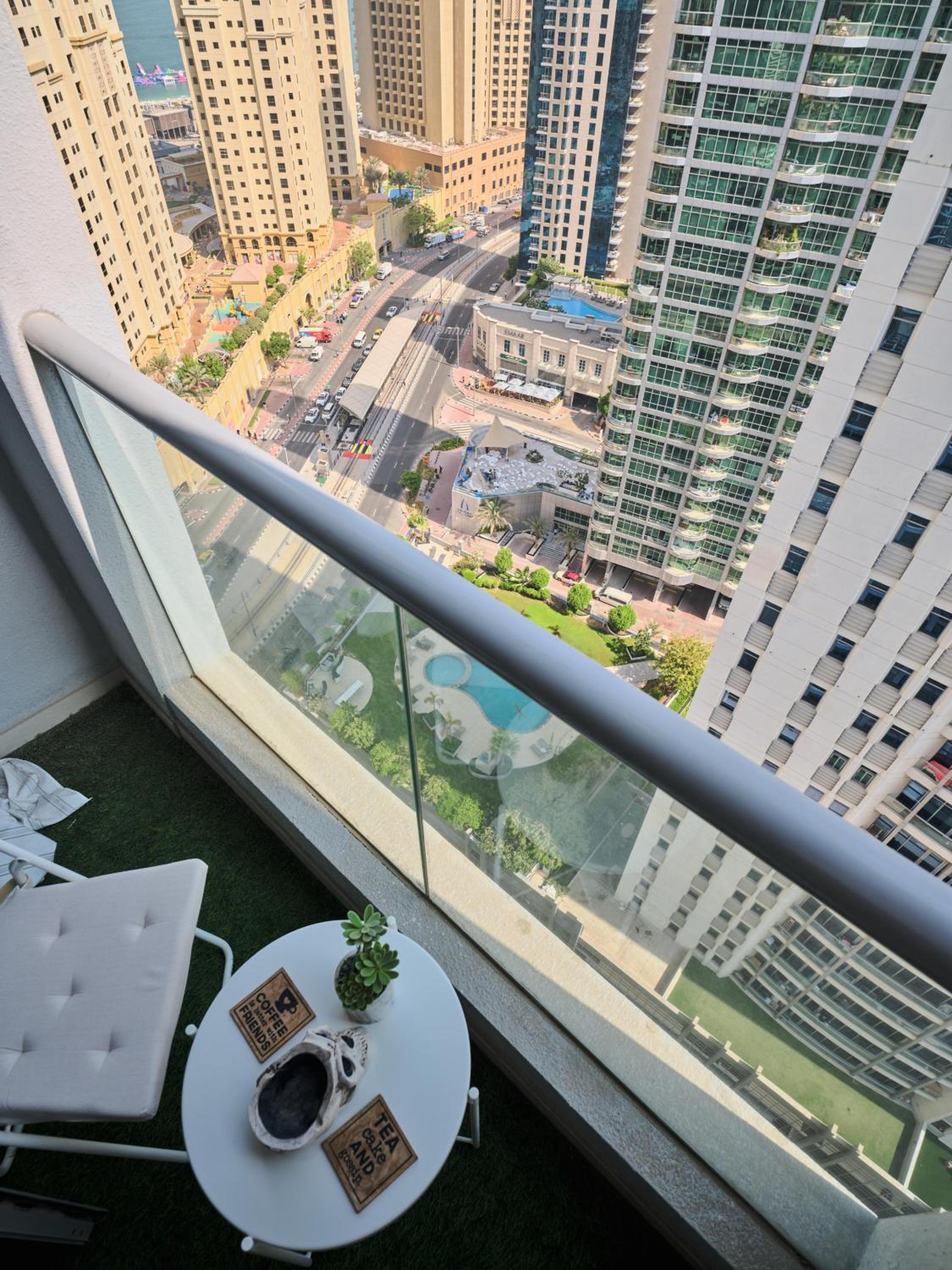 Best location in Marina & jbr and marina view 1 minute from JBR