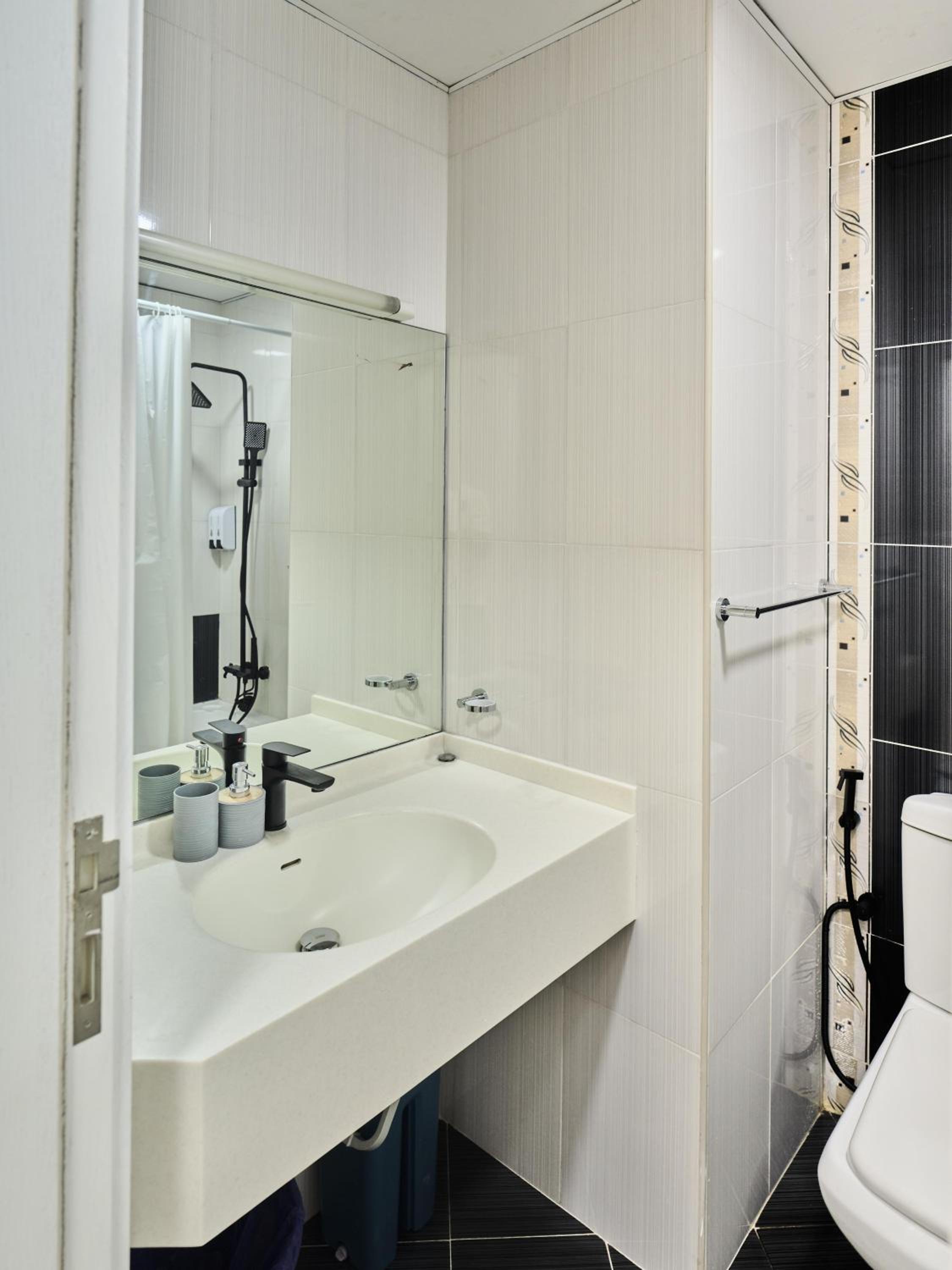 Best location in Marina & jbr and marina view 1 minute from JBR