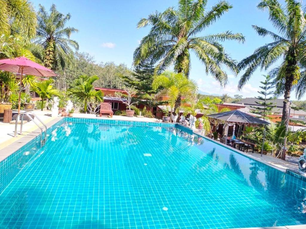 Palmthien Pool Villa Aonang