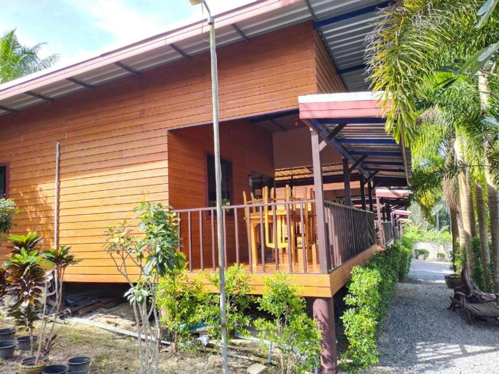 Palmthien Pool Villa Aonang