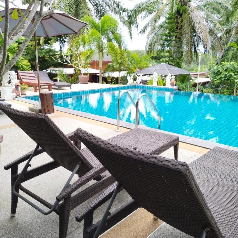 Palmthien Pool Villa Aonang