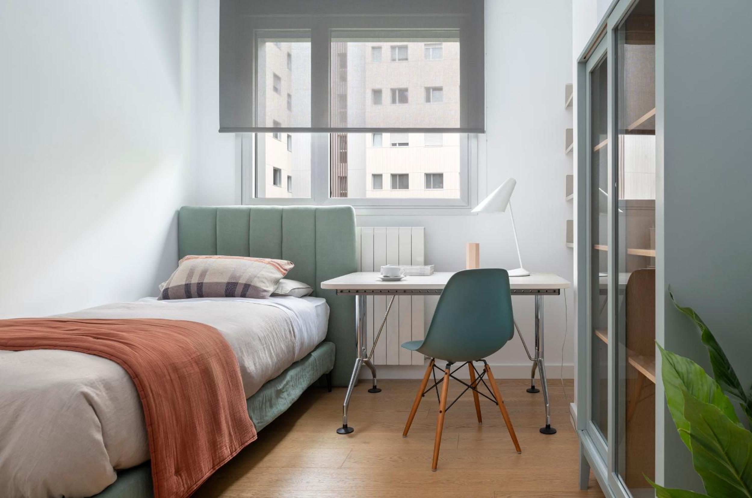 Magno Apartment Ramón Carande- Private Parking included