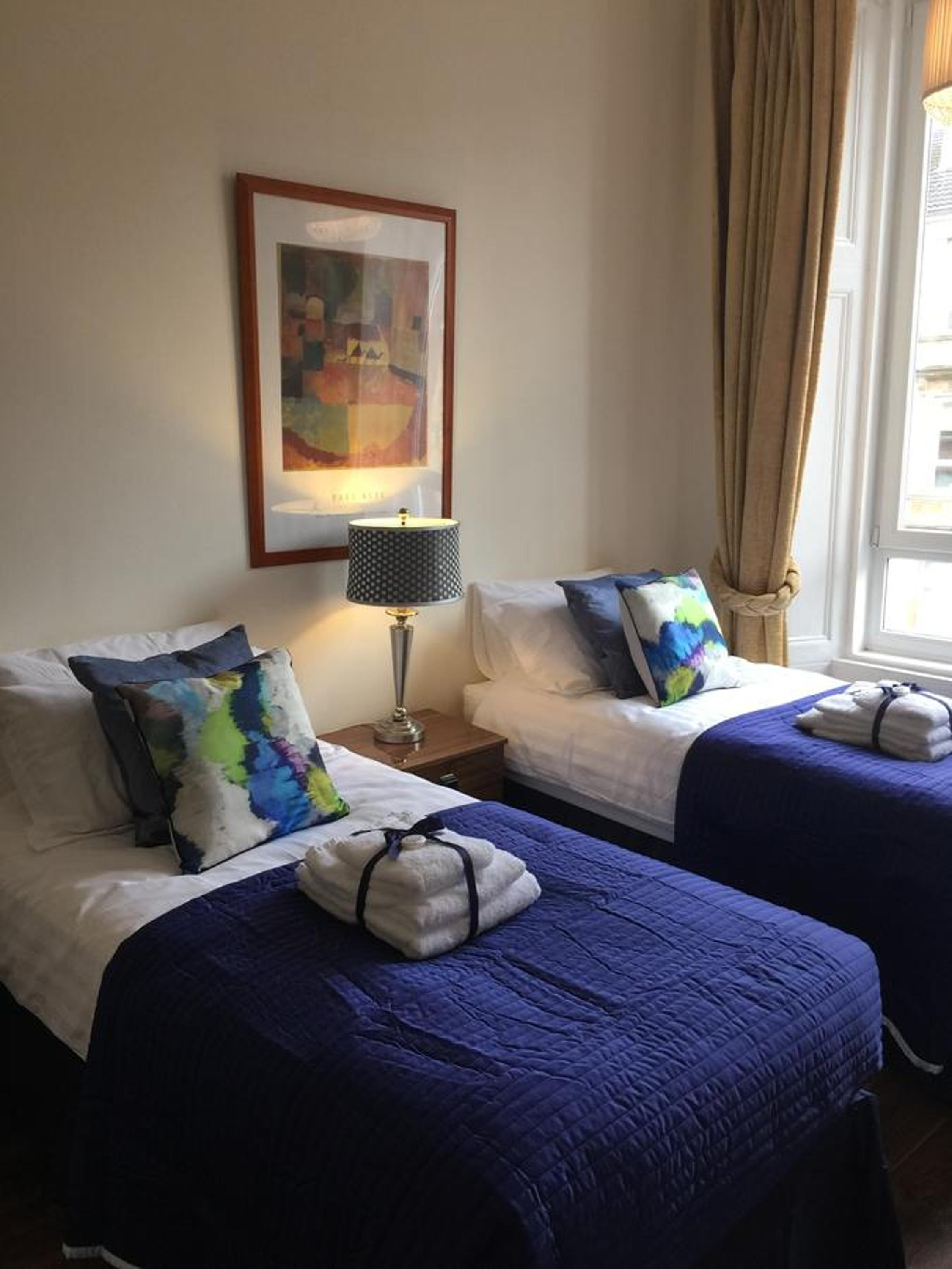 Trefoil Apartment - 2 Bedrooms view 2