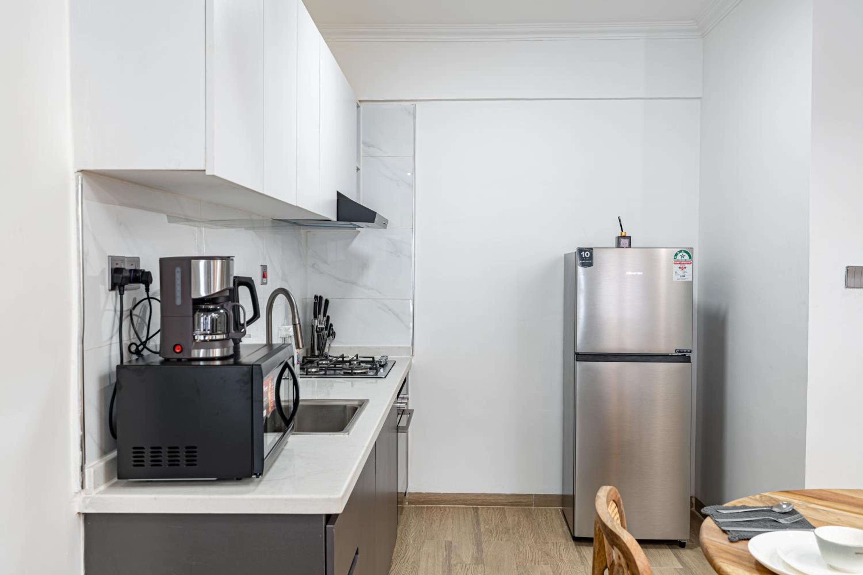 Marina Bay One & Two Bedroom, 270 Cafe, Rooftop Swimming pool, gym, workspace ,Wonderiss Properties Westlands Living